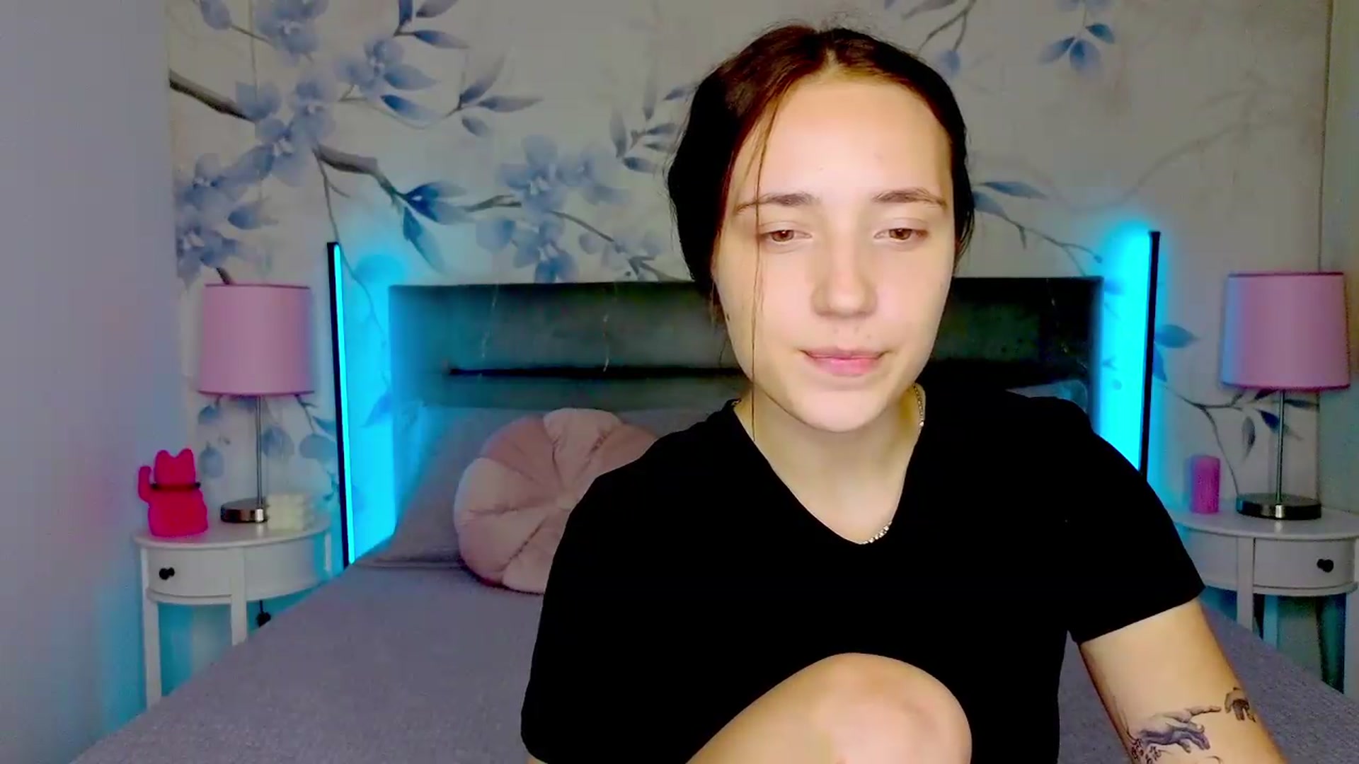 Gallery image thumbnail from Fortune777_'s myfreecams stream on, 08/12/2026, 18:06 image 8 of 20