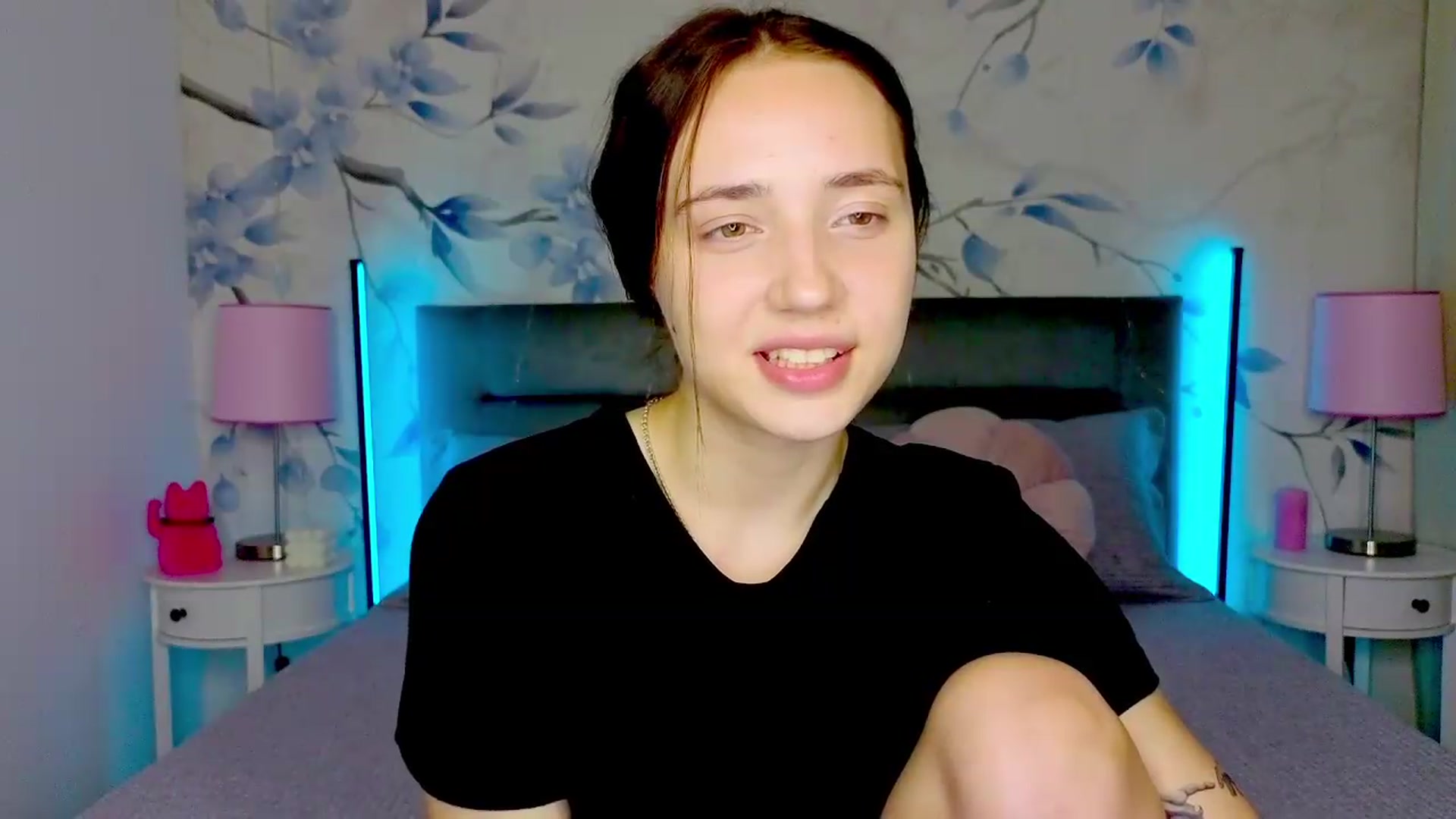 Gallery image thumbnail from Fortune777_'s myfreecams stream on, 08/12/2026, 18:06 image 5 of 20