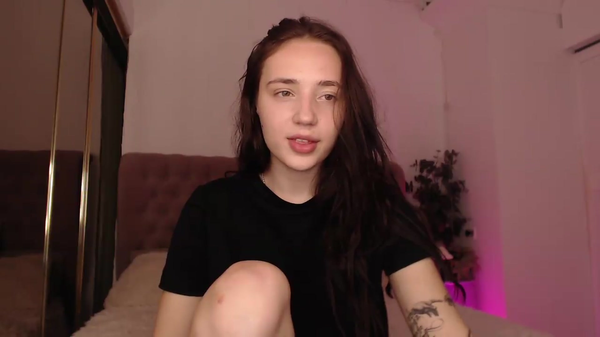 Gallery image thumbnail from Fortune777_'s myfreecams stream on, 08/13/2026, 11:51 image 11 of 20