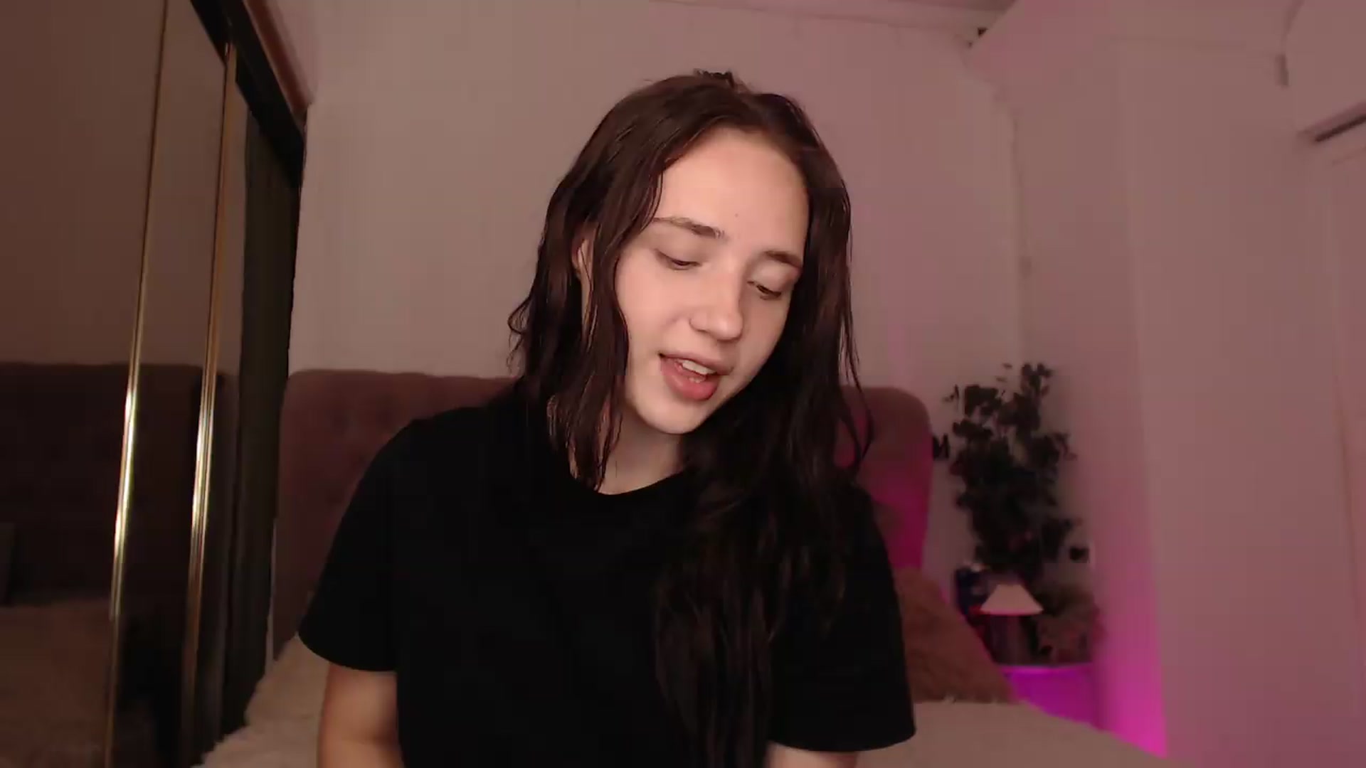 Gallery image thumbnail from Fortune777_'s myfreecams stream on, 08/13/2026, 13:56 image 9 of 20