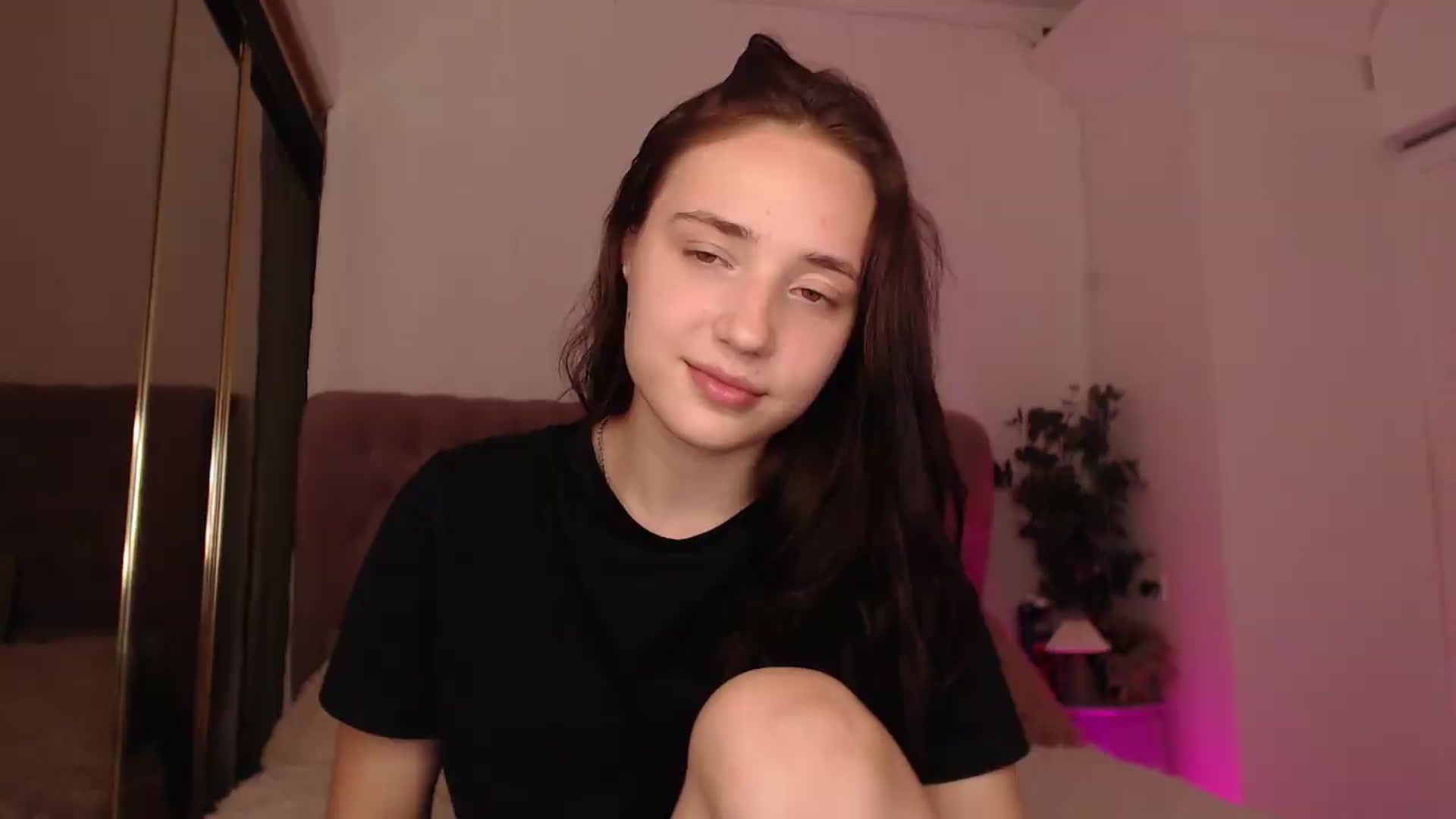 Gallery image thumbnail from Fortune777_'s myfreecams stream on, 08/13/2026, 13:56 image 10 of 20