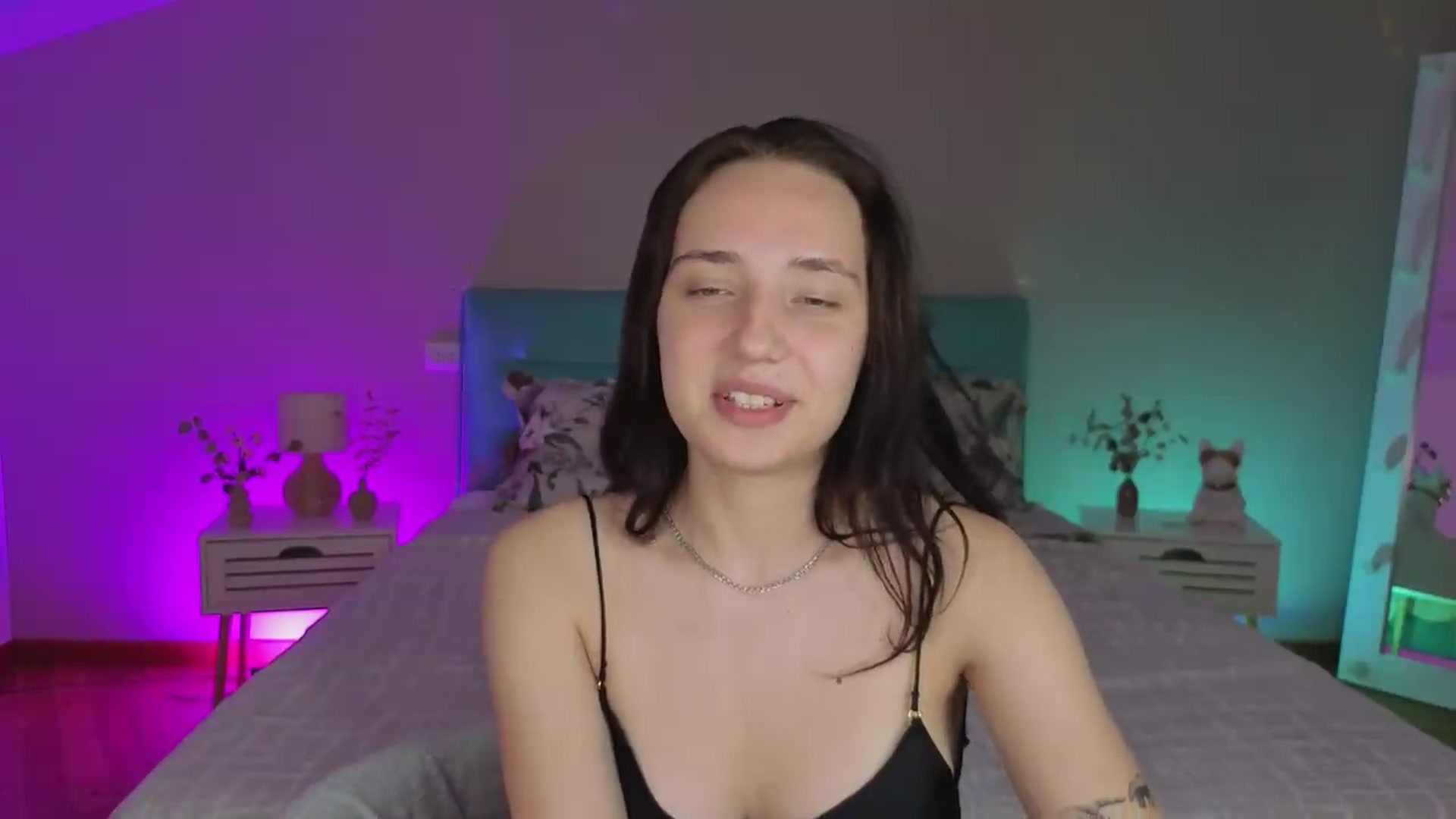 Gallery image thumbnail from Fortune777_'s myfreecams stream on, 08/14/2026, 24:22 image 15 of 20