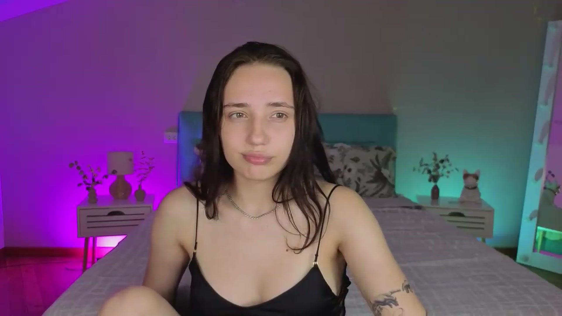 Gallery image thumbnail from Fortune777_'s myfreecams stream on, 08/14/2026, 24:22 image 19 of 20