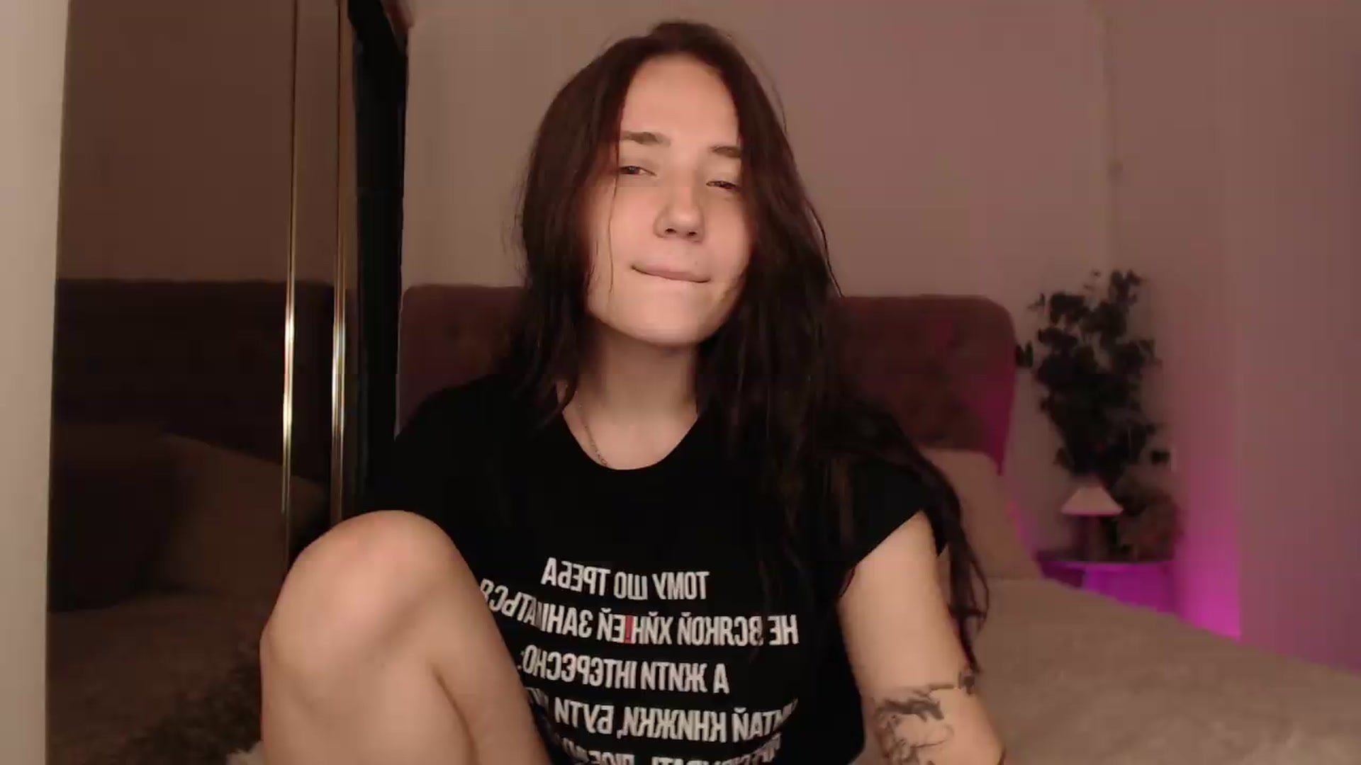 Gallery image thumbnail from Fortune777_'s myfreecams stream on, 08/16/2026, 04:19 image 11 of 20