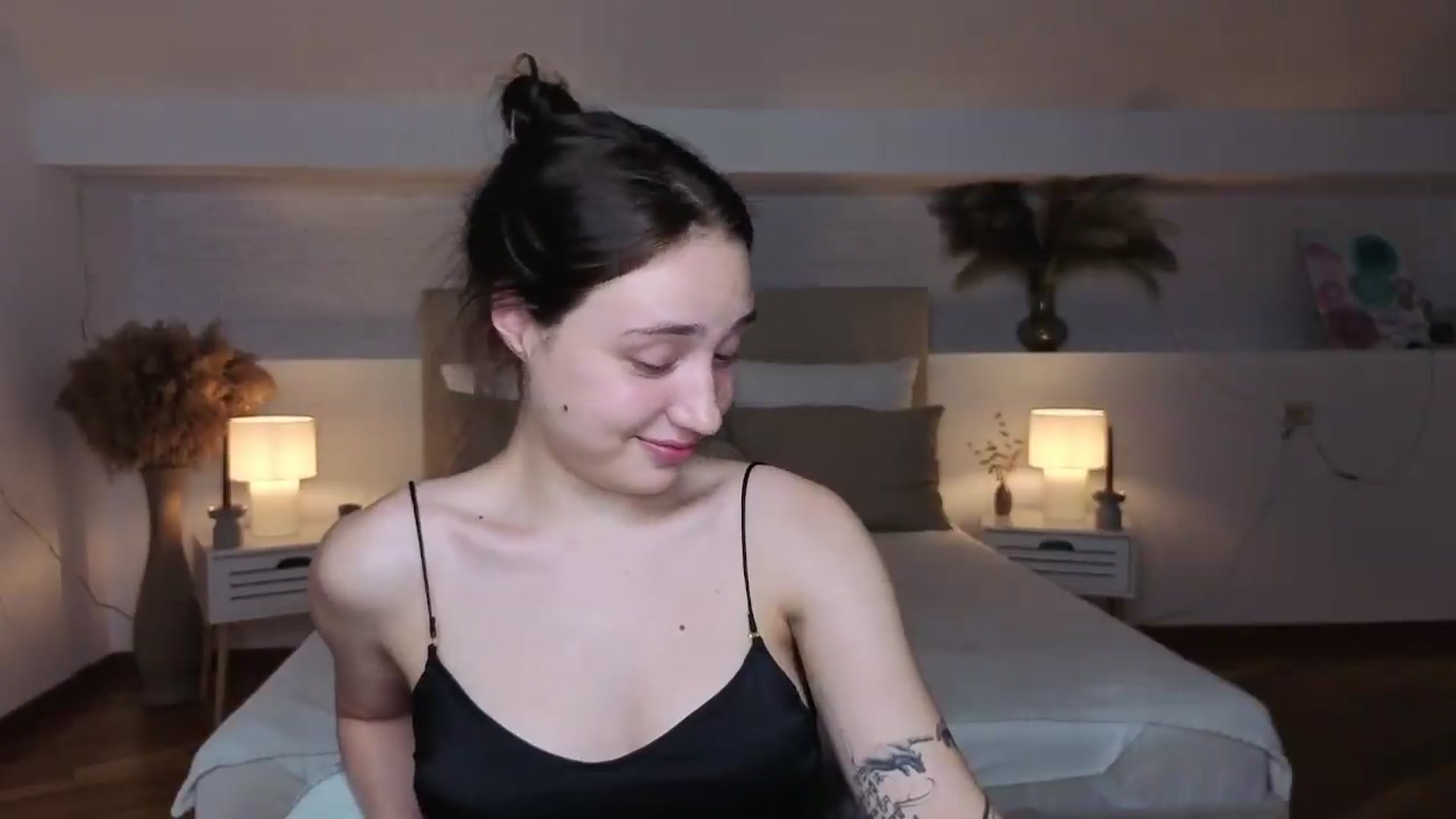 Gallery image thumbnail from Fortune777_'s myfreecams stream on, 09/03/2026, 24:01 image 20 of 20