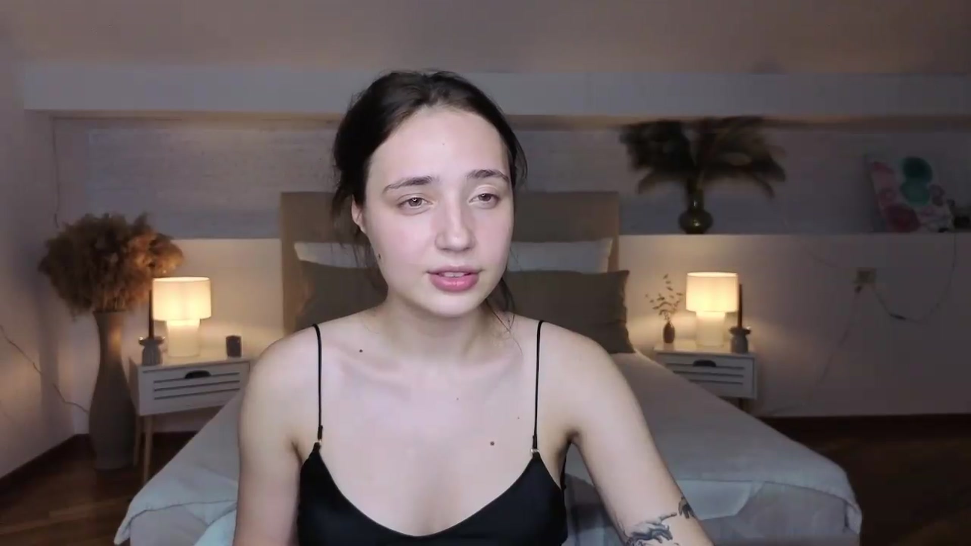Gallery image thumbnail from Fortune777_'s myfreecams stream on, 09/03/2026, 24:01 image 18 of 20
