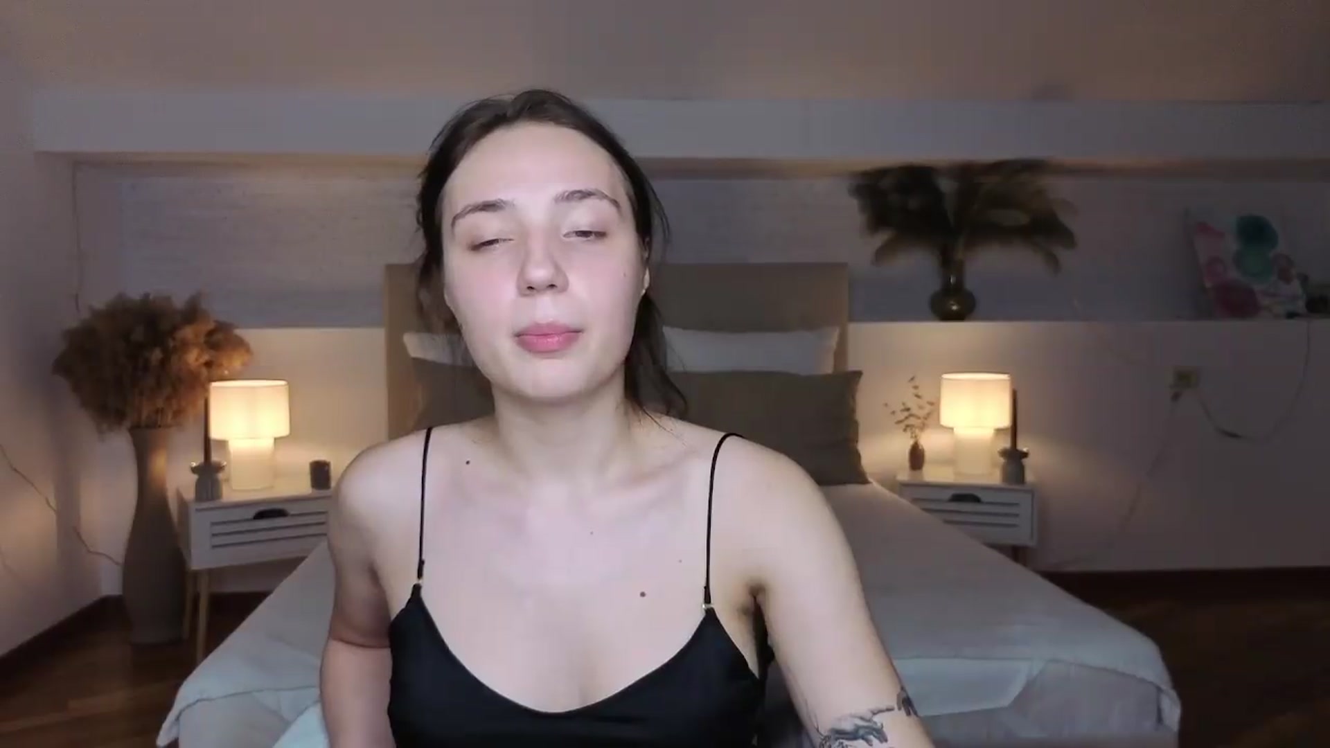 Gallery image thumbnail from Fortune777_'s myfreecams stream on, 09/03/2026, 24:01 image 15 of 20