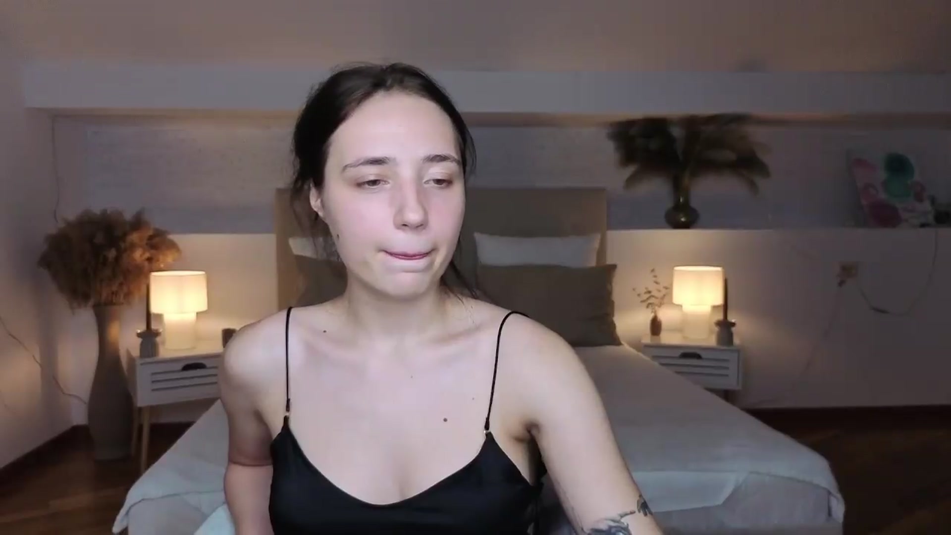 Gallery image thumbnail from Fortune777_'s myfreecams stream on, 09/03/2026, 24:01 image 16 of 20