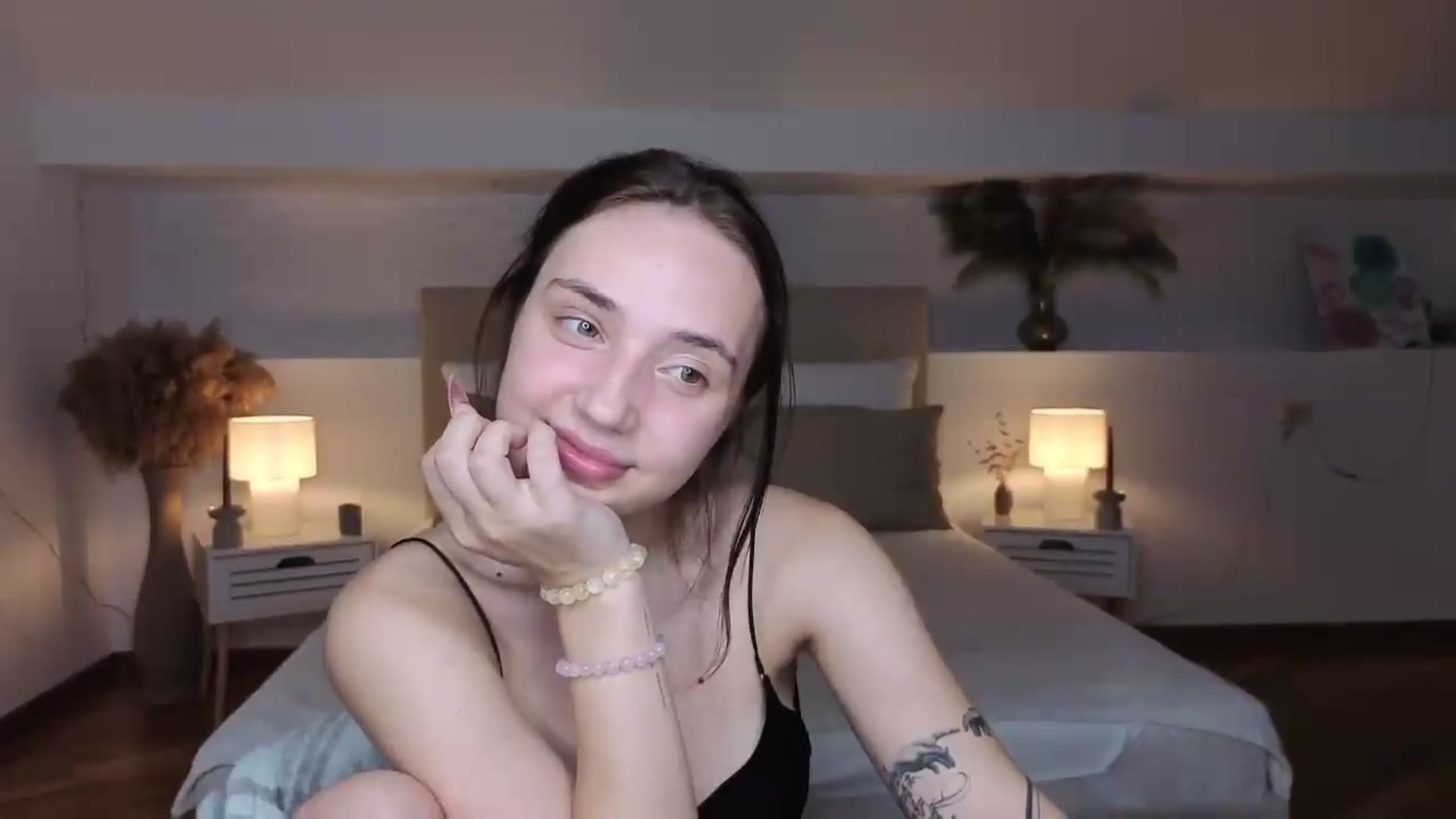 Gallery image thumbnail from Fortune777_'s myfreecams stream on, 09/03/2026, 24:22 image 10 of 20