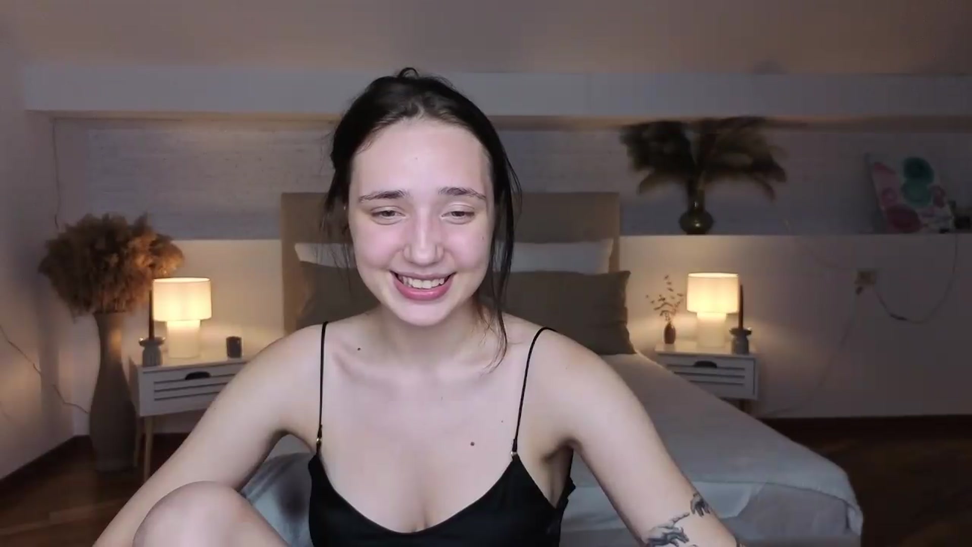 Gallery image thumbnail from Fortune777_'s myfreecams stream on, 09/03/2026, 24:22 image 8 of 20