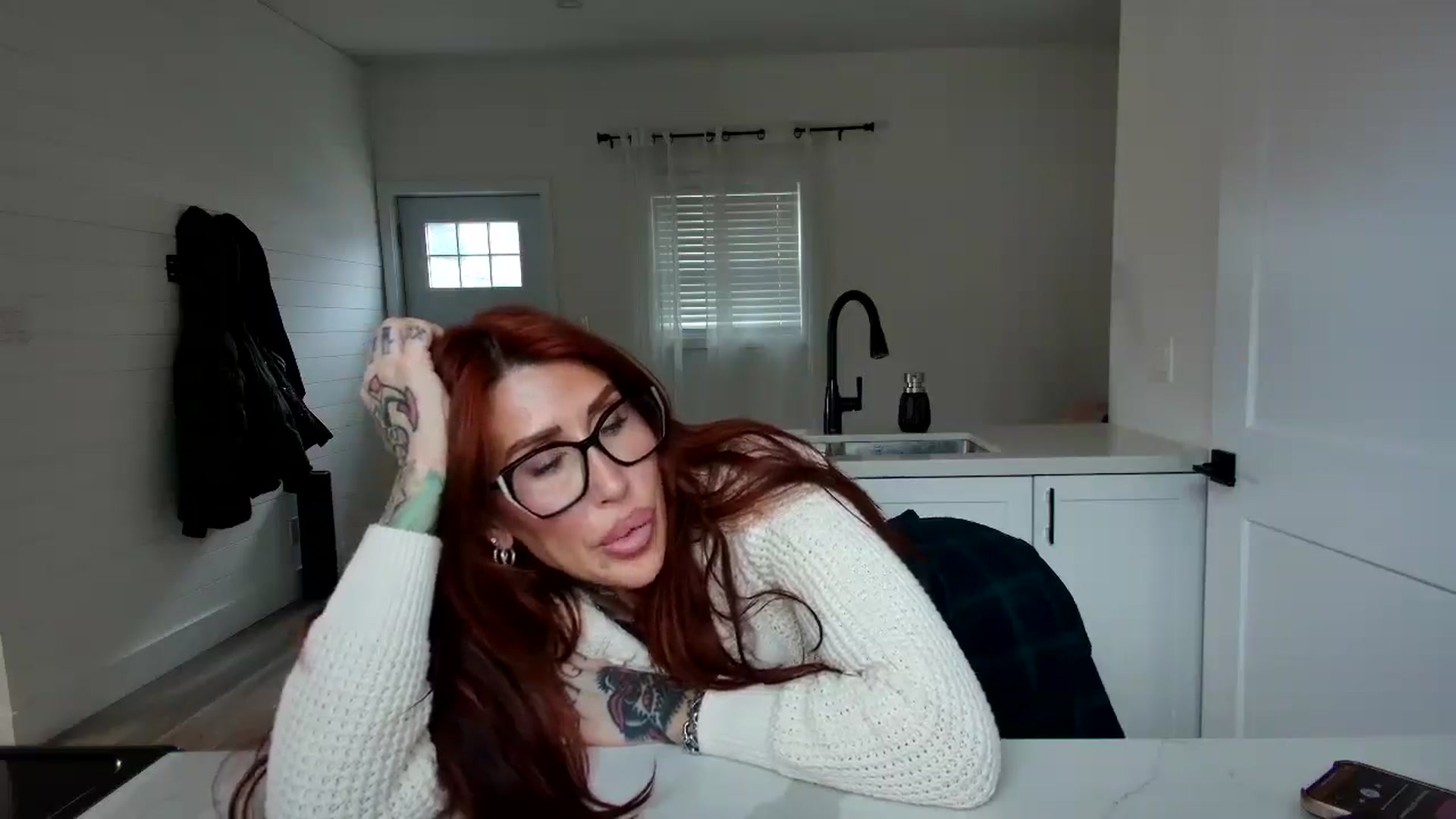 Gallery image thumbnail from FourEyesx's myfreecams stream on, 11/13/2025, 19:13 image 5 of 20