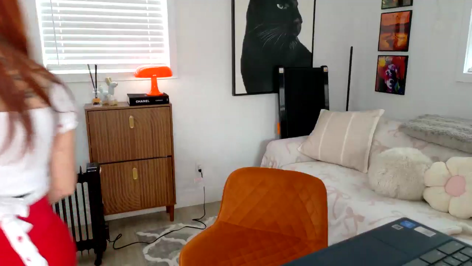 Gallery image thumbnail from FourEyesx's myfreecams stream on, 03/18/2026, 18:57 image 5 of 20