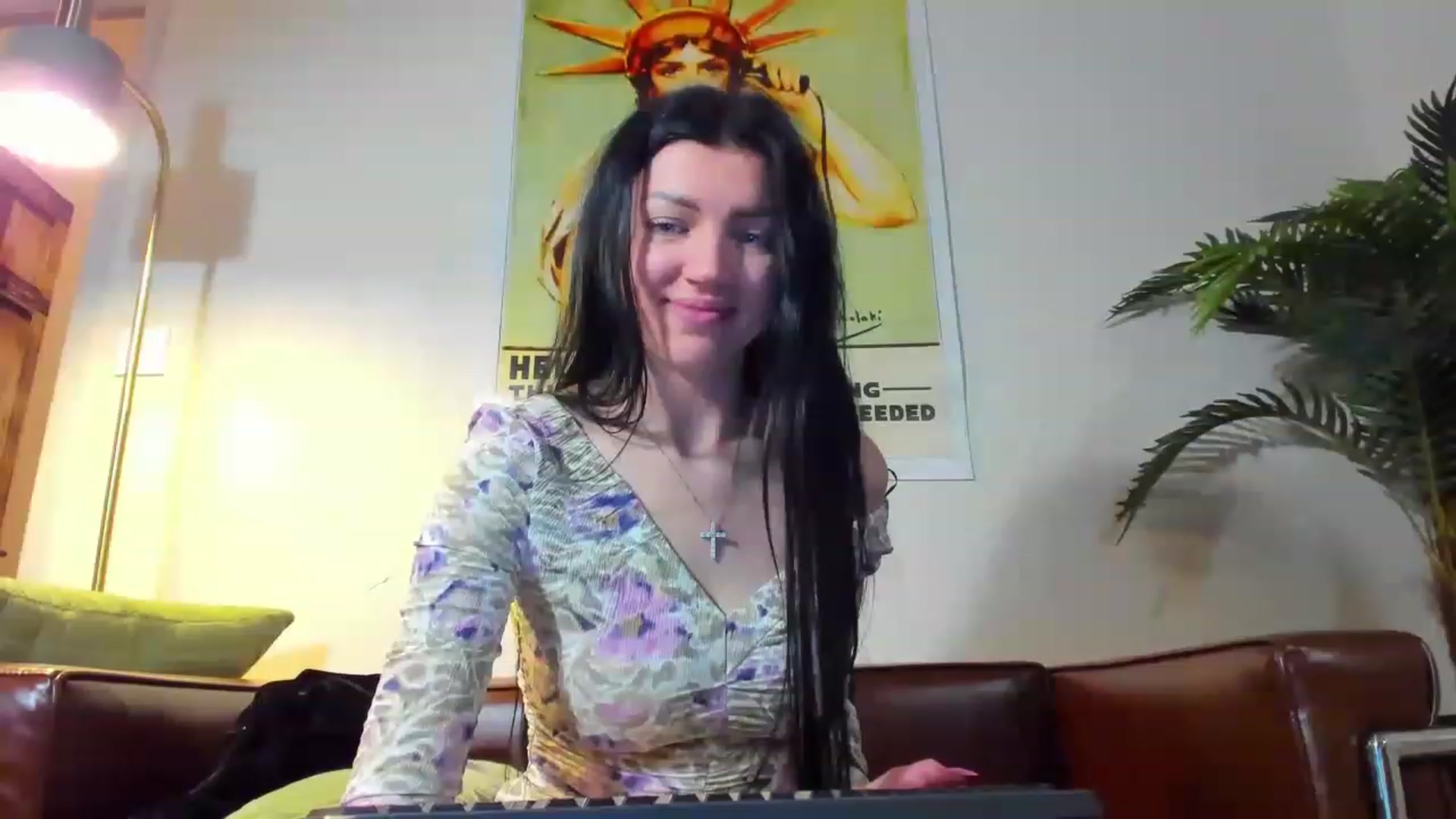 Gallery image thumbnail from FoxElla19's myfreecams stream on, 01/12/2023, 23:36 image 18 of 20