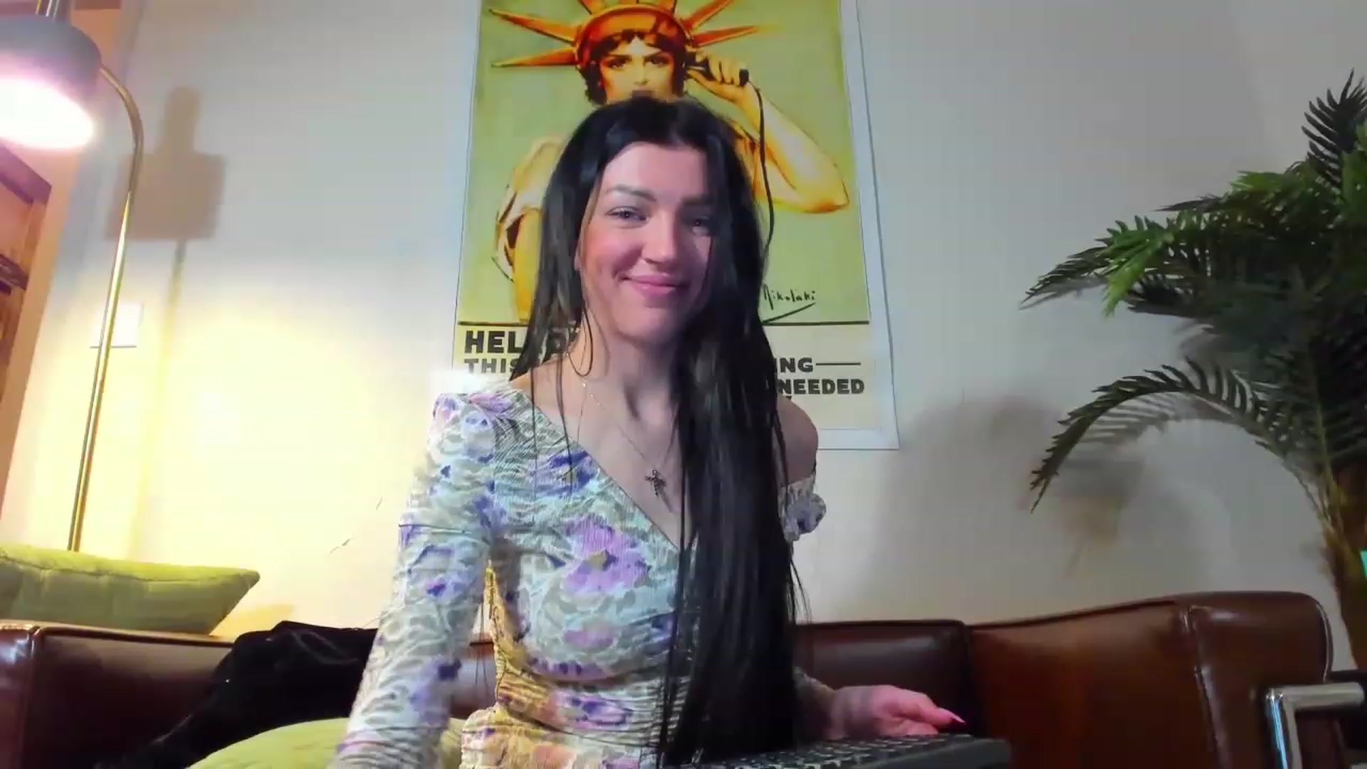 Gallery image thumbnail from FoxElla19's myfreecams stream on, 01/12/2023, 23:36 image 15 of 20