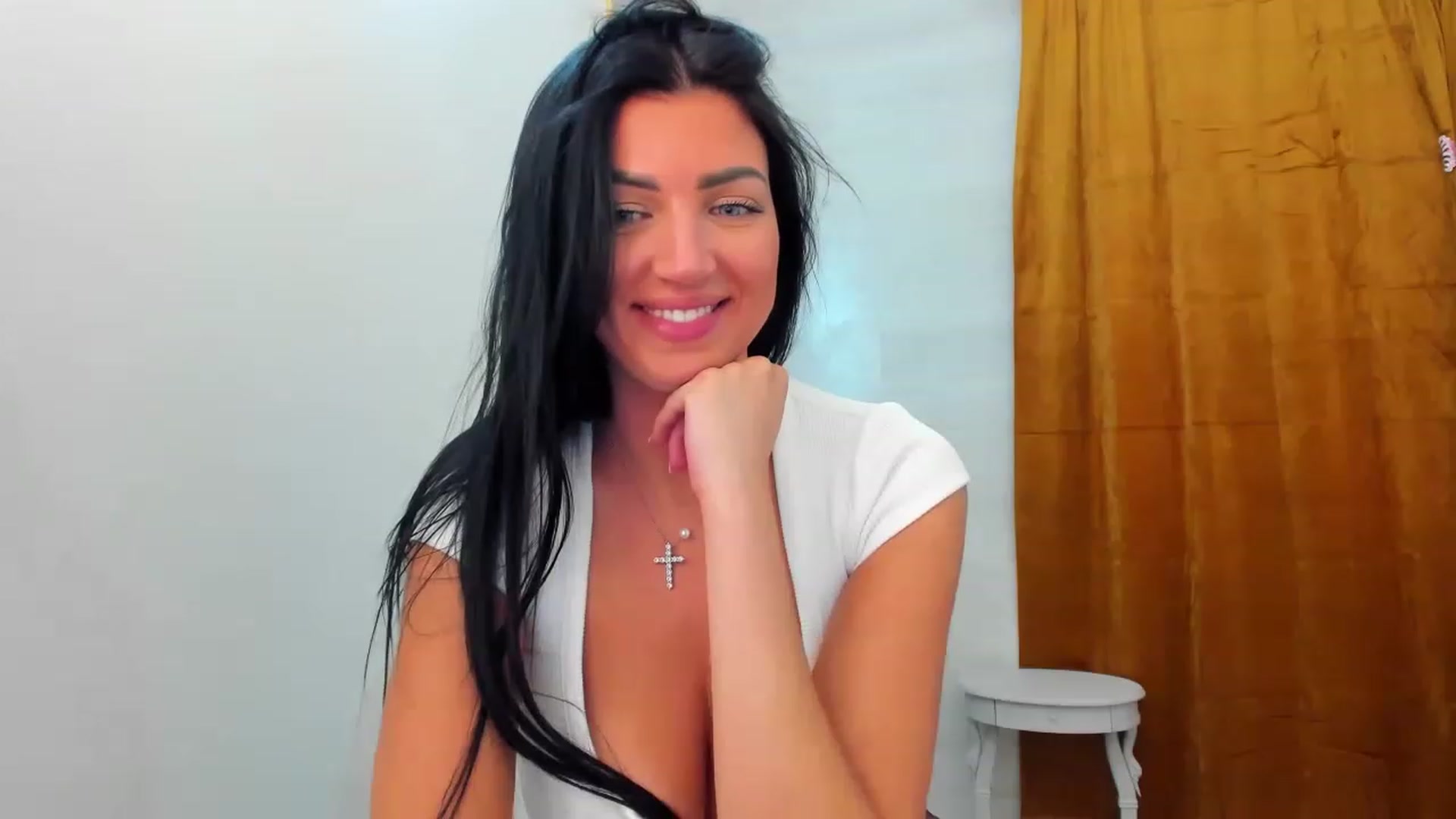 Gallery image thumbnail from FoxElla19's myfreecams stream on, 07/22/2023, 14:26 image 14 of 20