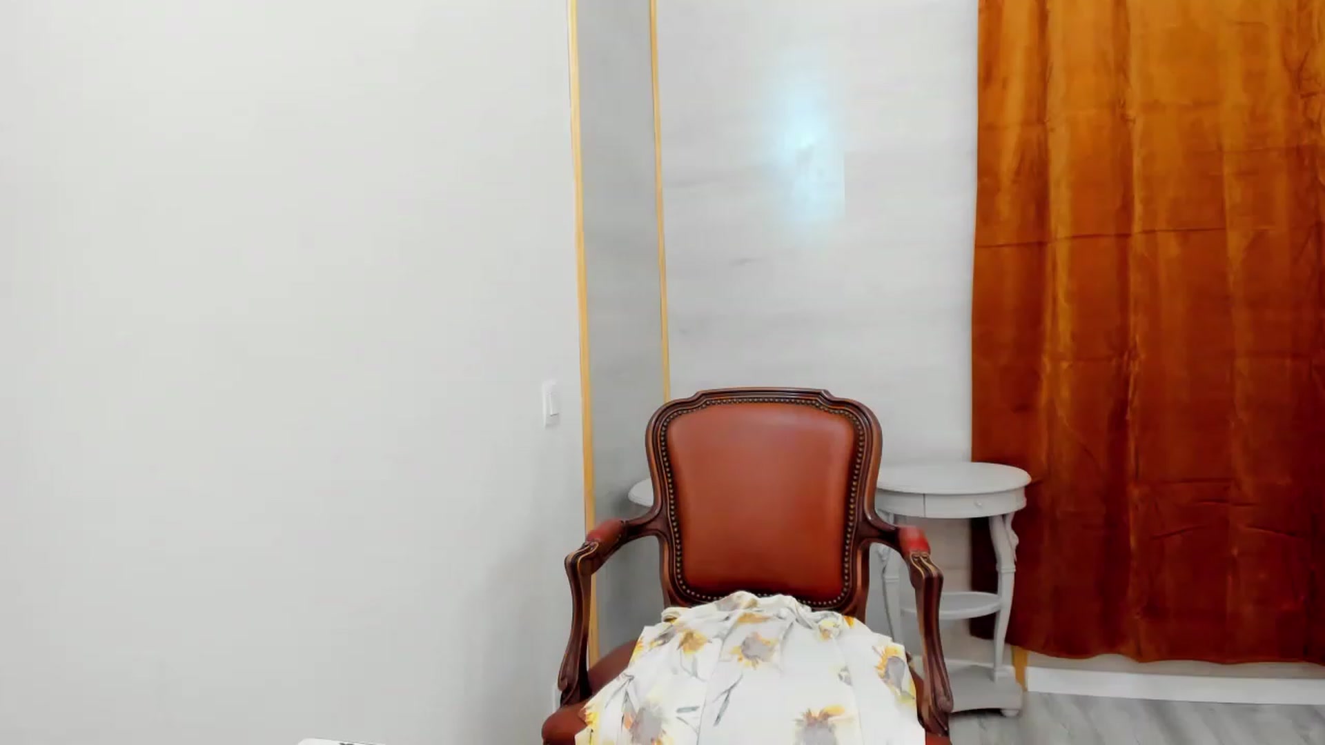 Gallery image thumbnail from FoxElla19's myfreecams stream on, 07/24/2023, 15:06 image 16 of 20