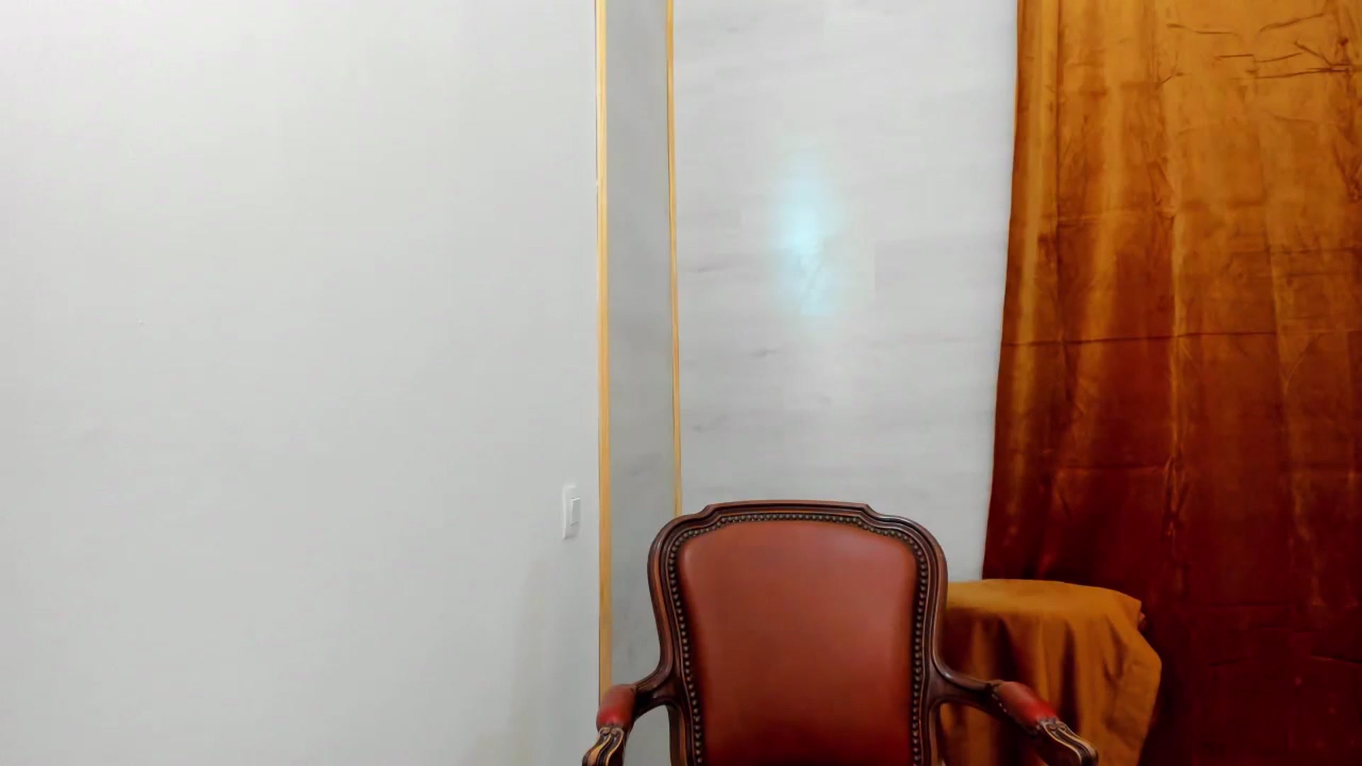Gallery image thumbnail from FoxElla19's myfreecams stream on, 08/30/2023, 13:49 image 6 of 20