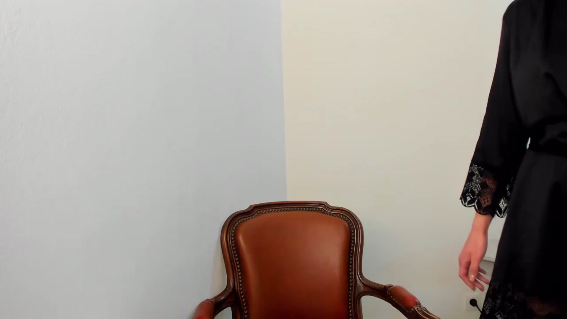 Gallery image thumbnail from FoxElla19's myfreecams stream on, 12/02/2023, 17:22 image 1 of 20