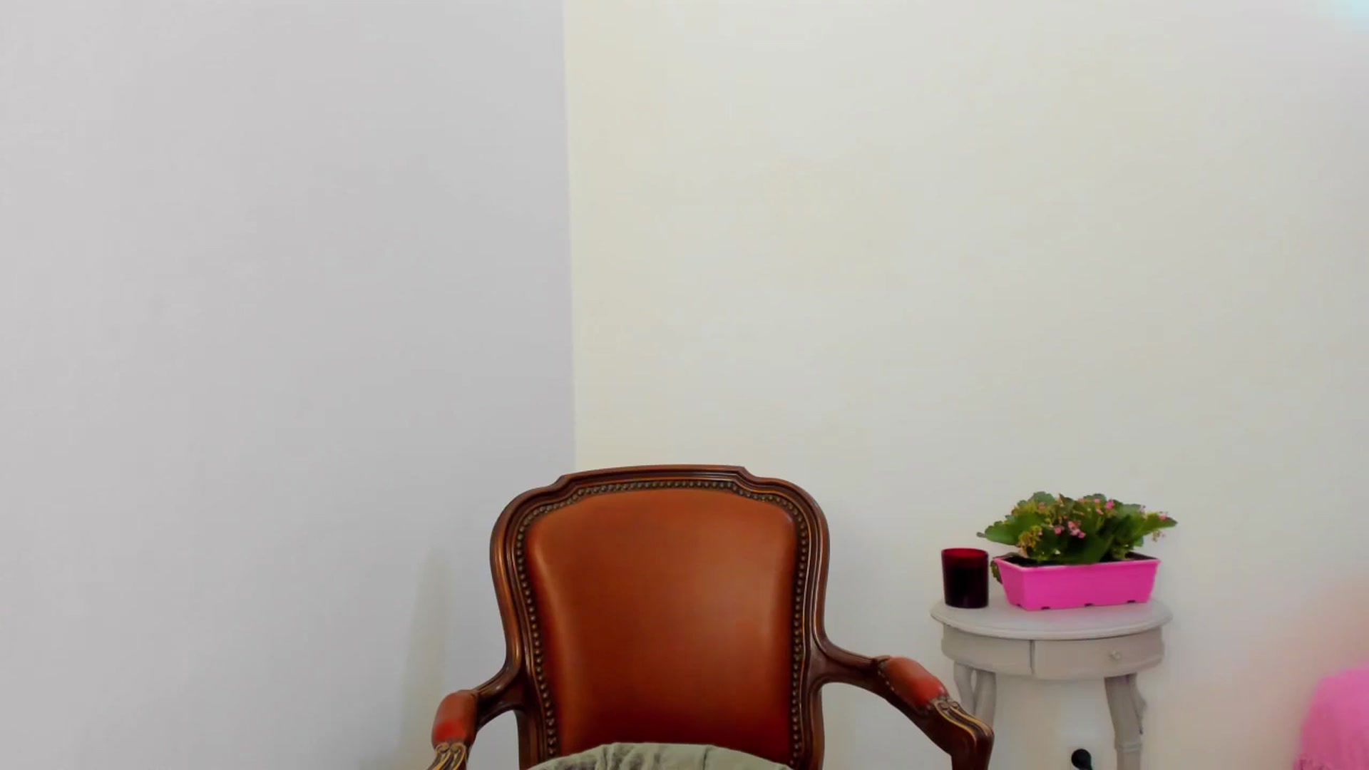Gallery image thumbnail from FoxElla19's myfreecams stream on, 06/29/2024, 21:15 image 18 of 20