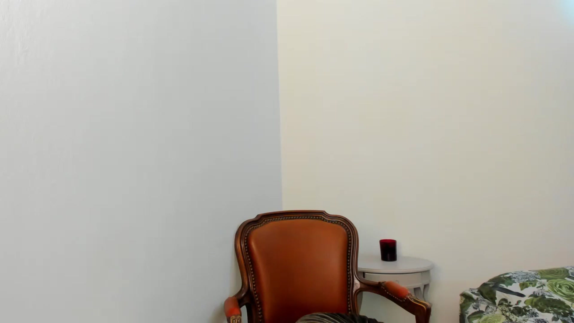 Gallery image thumbnail from FoxElla19's myfreecams stream on, 09/19/2024, 19:04 image 17 of 20
