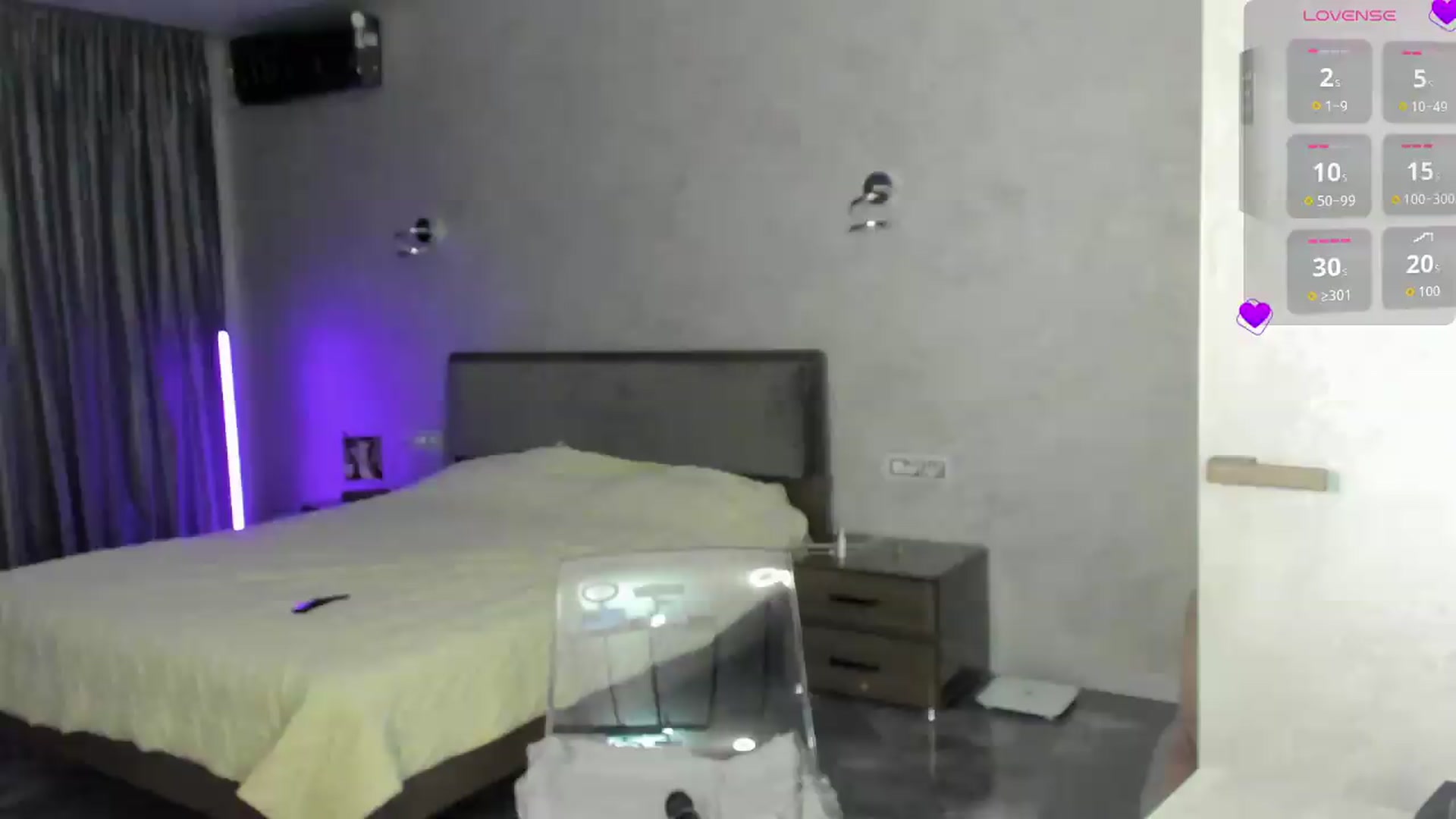 Gallery image thumbnail from FoxKate_'s myfreecams stream on, 06/23/2026, 18:54 image 17 of 20