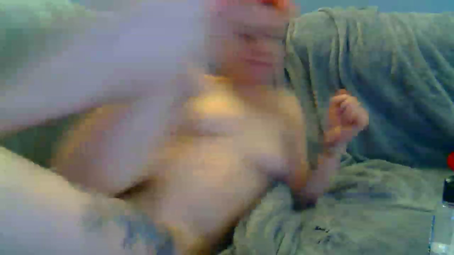 Gallery image thumbnail from FoxieMathews's myfreecams stream on, 12/20/2022, 21:02 image 14 of 20