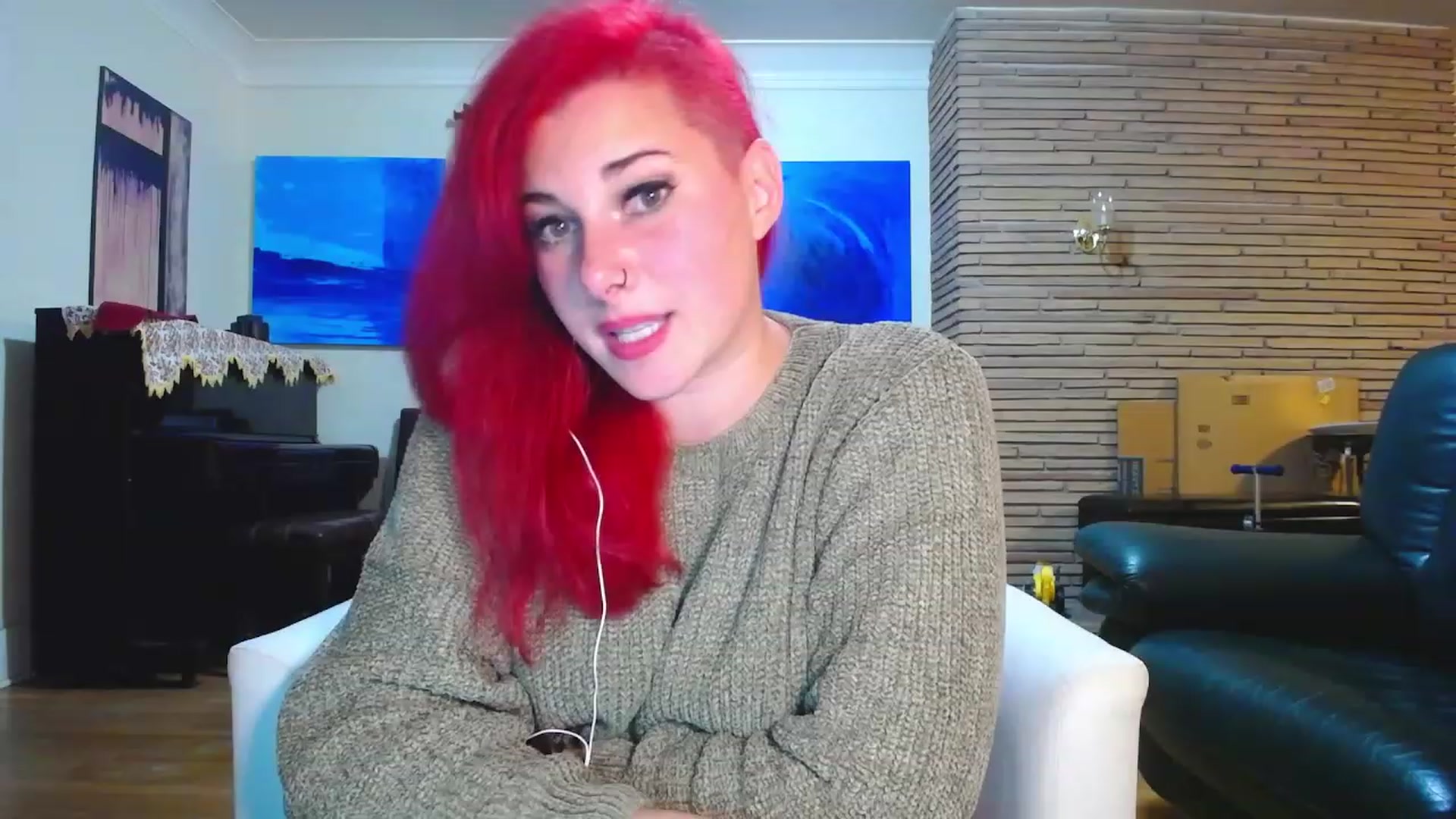 Gallery image thumbnail from FoxyDame's myfreecams stream on, 12/04/2022, 07:33 image 9 of 20