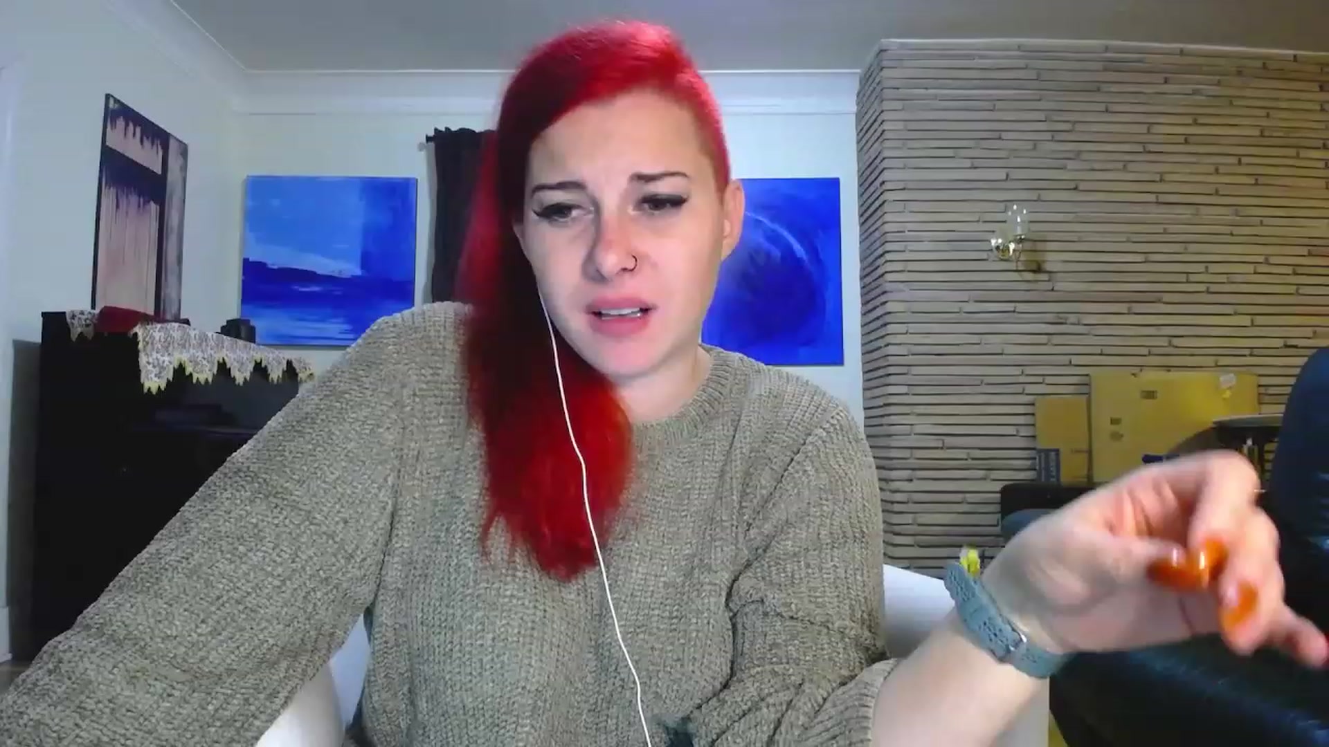 Gallery image thumbnail from FoxyDame's myfreecams stream on, 12/04/2022, 09:38 image 17 of 20