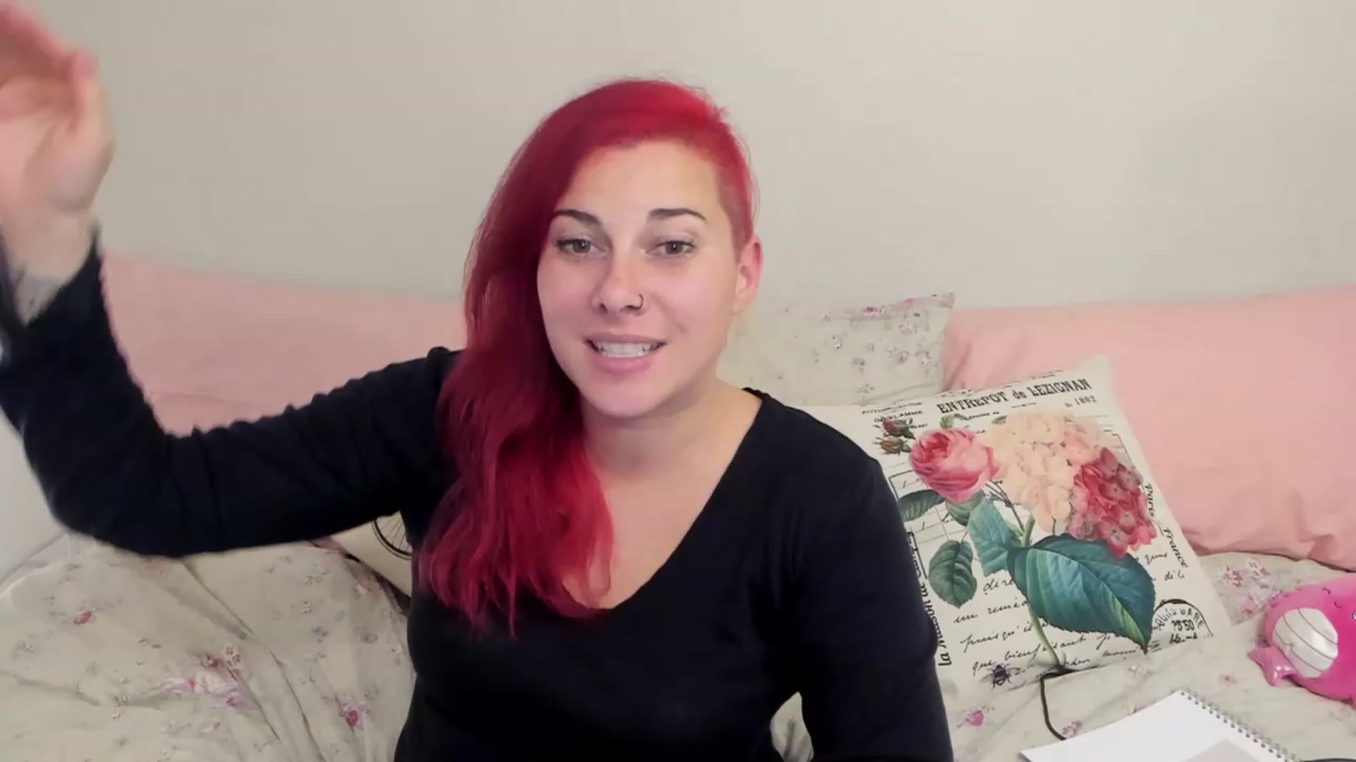 Gallery image thumbnail from FoxyDame's myfreecams stream on, 12/11/2022, 07:52 image 4 of 20
