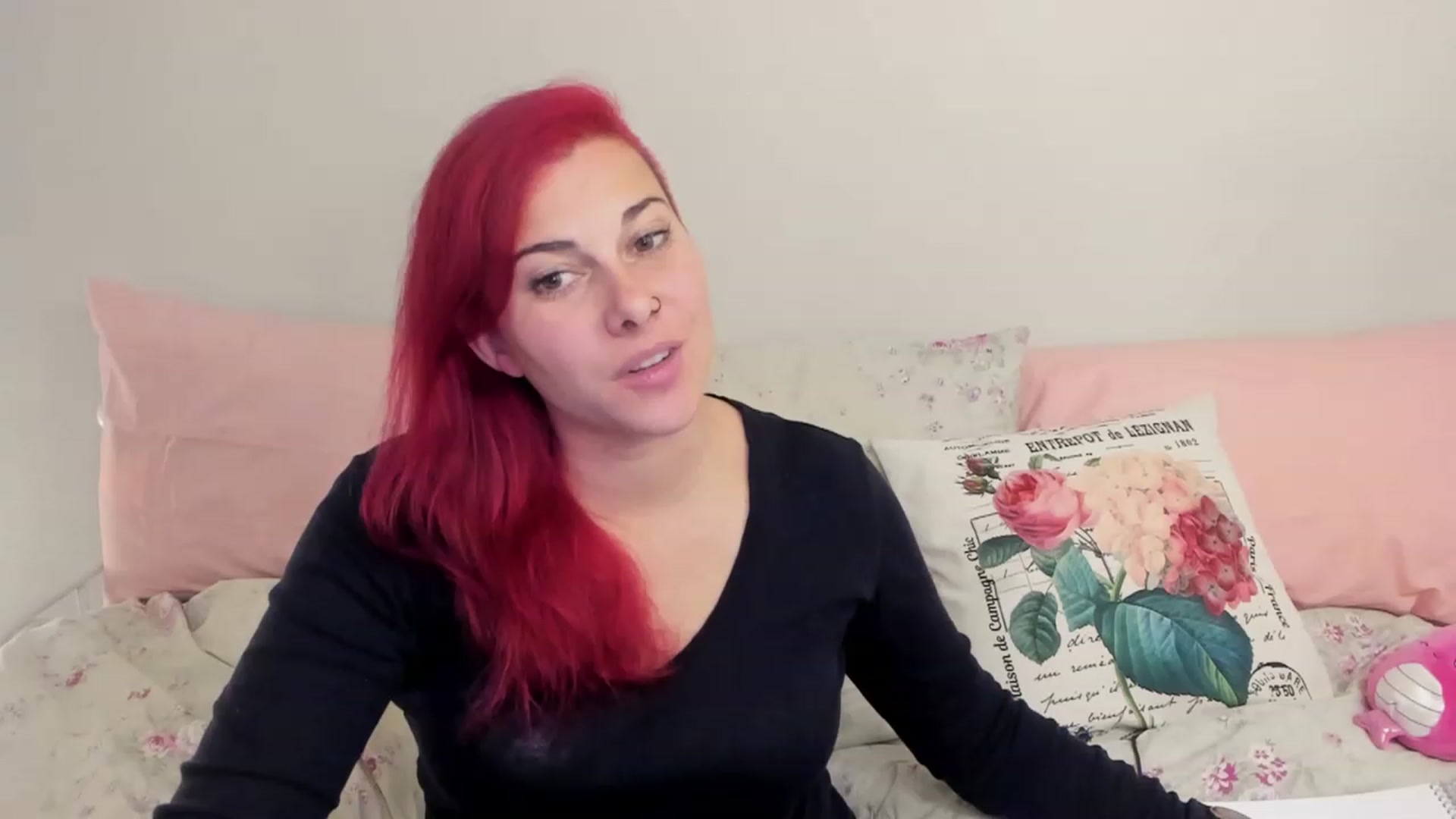Gallery image thumbnail from FoxyDame's myfreecams stream on, 12/11/2022, 07:52 image 1 of 20