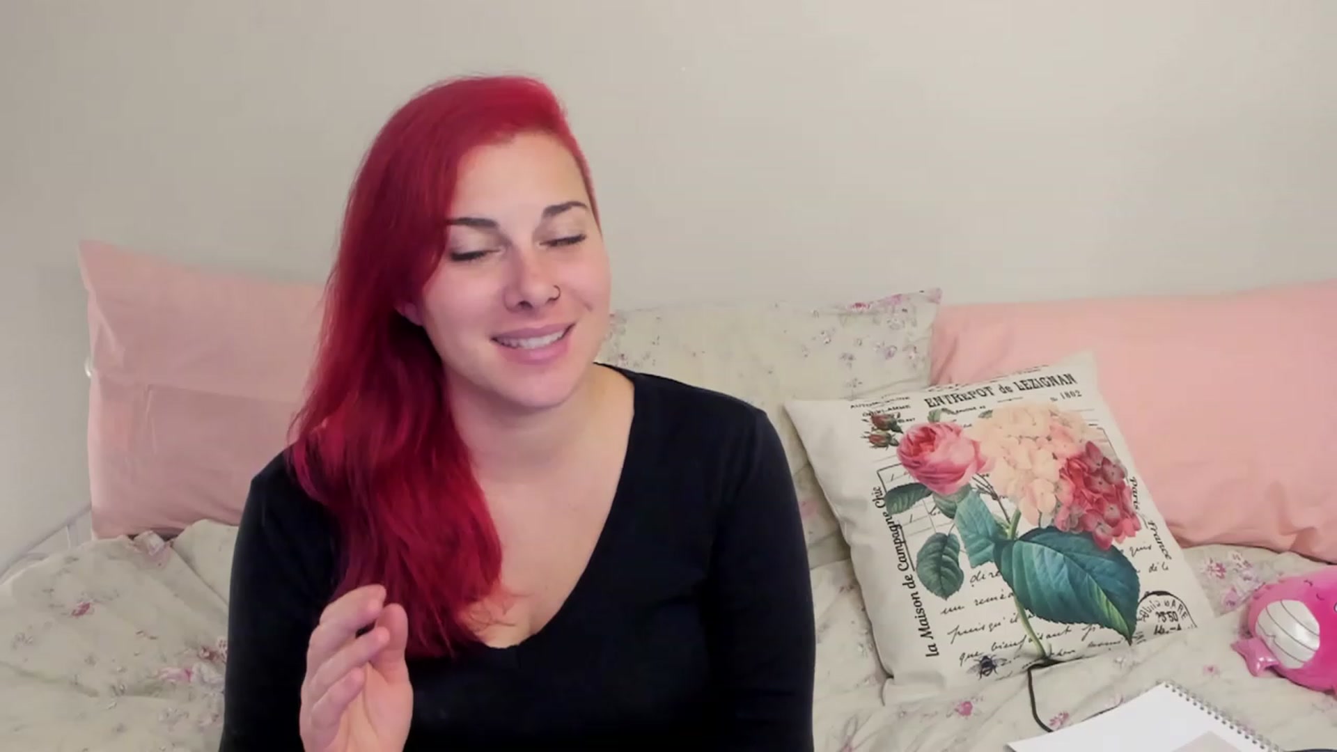 Gallery image thumbnail from FoxyDame's myfreecams stream on, 12/11/2022, 07:52 image 5 of 20