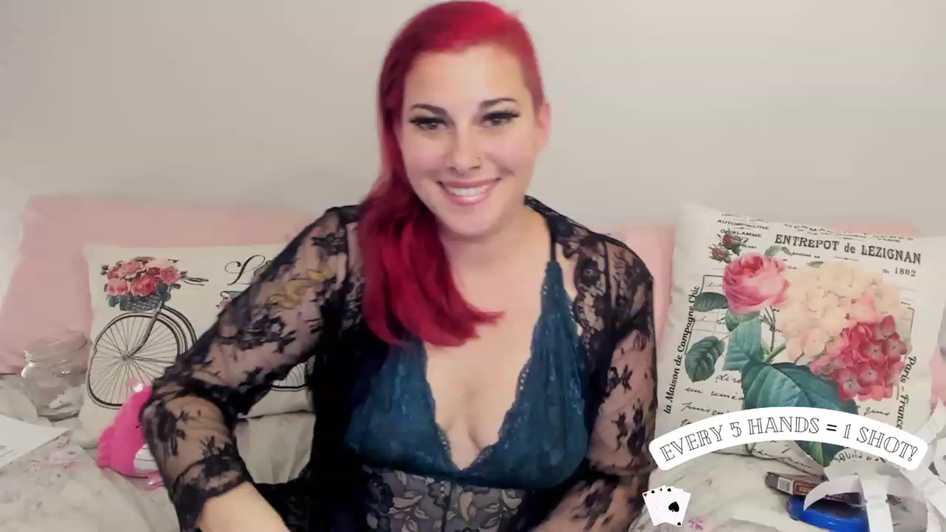 Gallery image thumbnail from FoxyDame's myfreecams stream on, 12/12/2022, 05:39 image 14 of 20