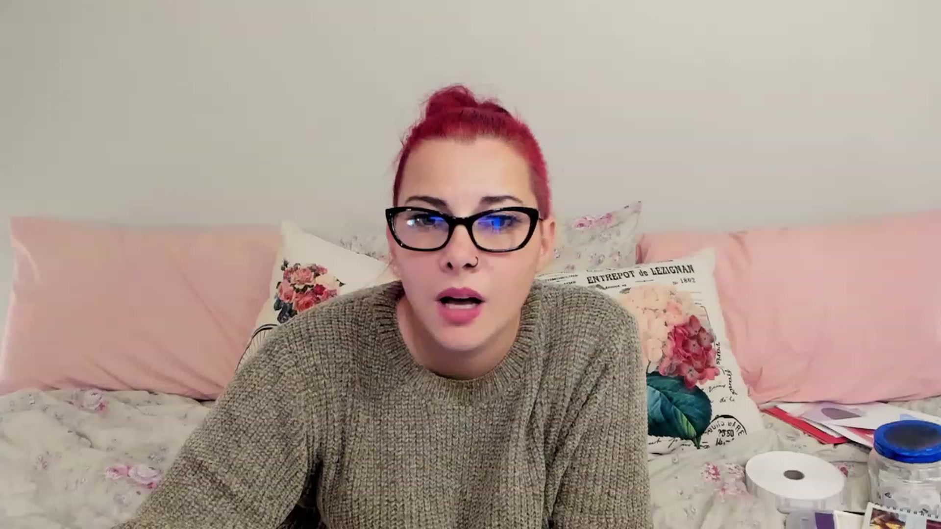 Gallery image thumbnail from FoxyDame's myfreecams stream on, 12/15/2022, 06:43 image 14 of 20