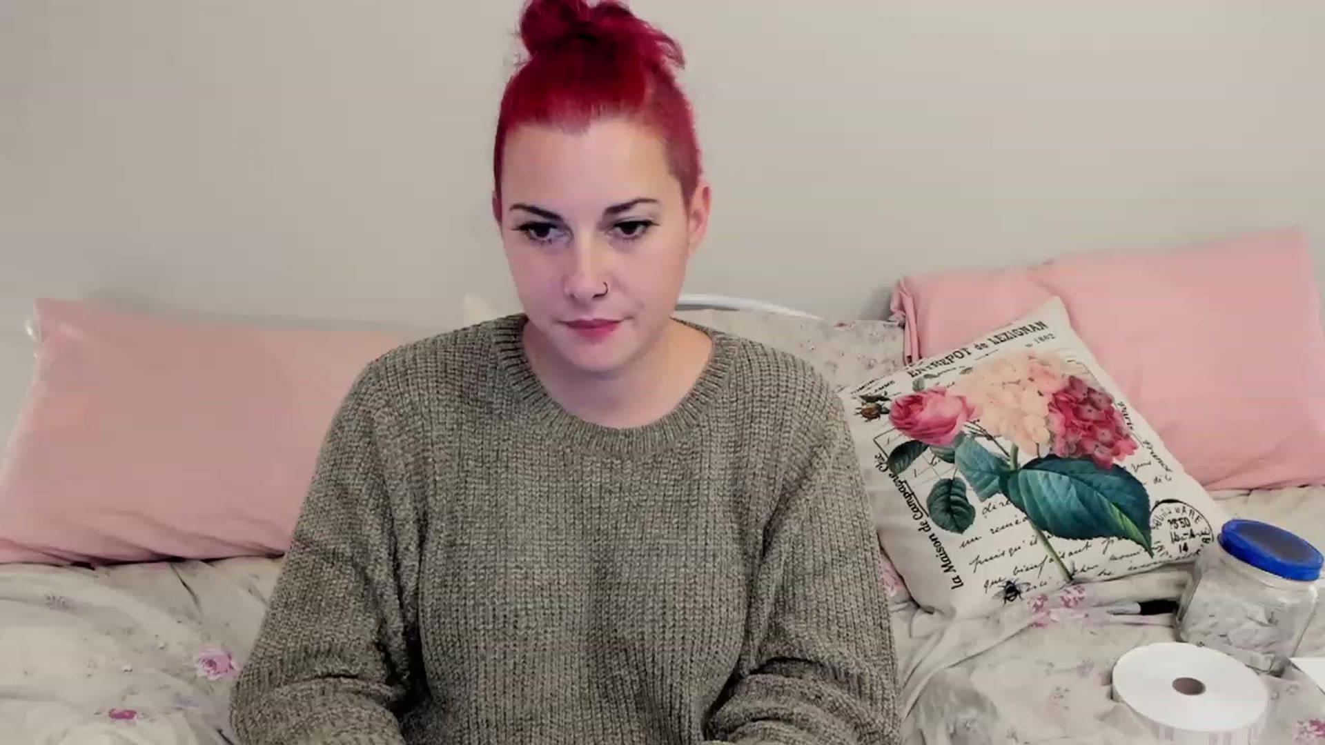 Gallery image thumbnail from FoxyDame's myfreecams stream on, 12/15/2022, 06:43 image 4 of 20