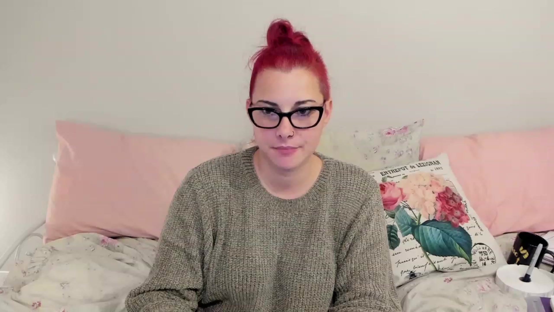 Gallery image thumbnail from FoxyDame's myfreecams stream on, 12/15/2022, 08:00 image 11 of 20