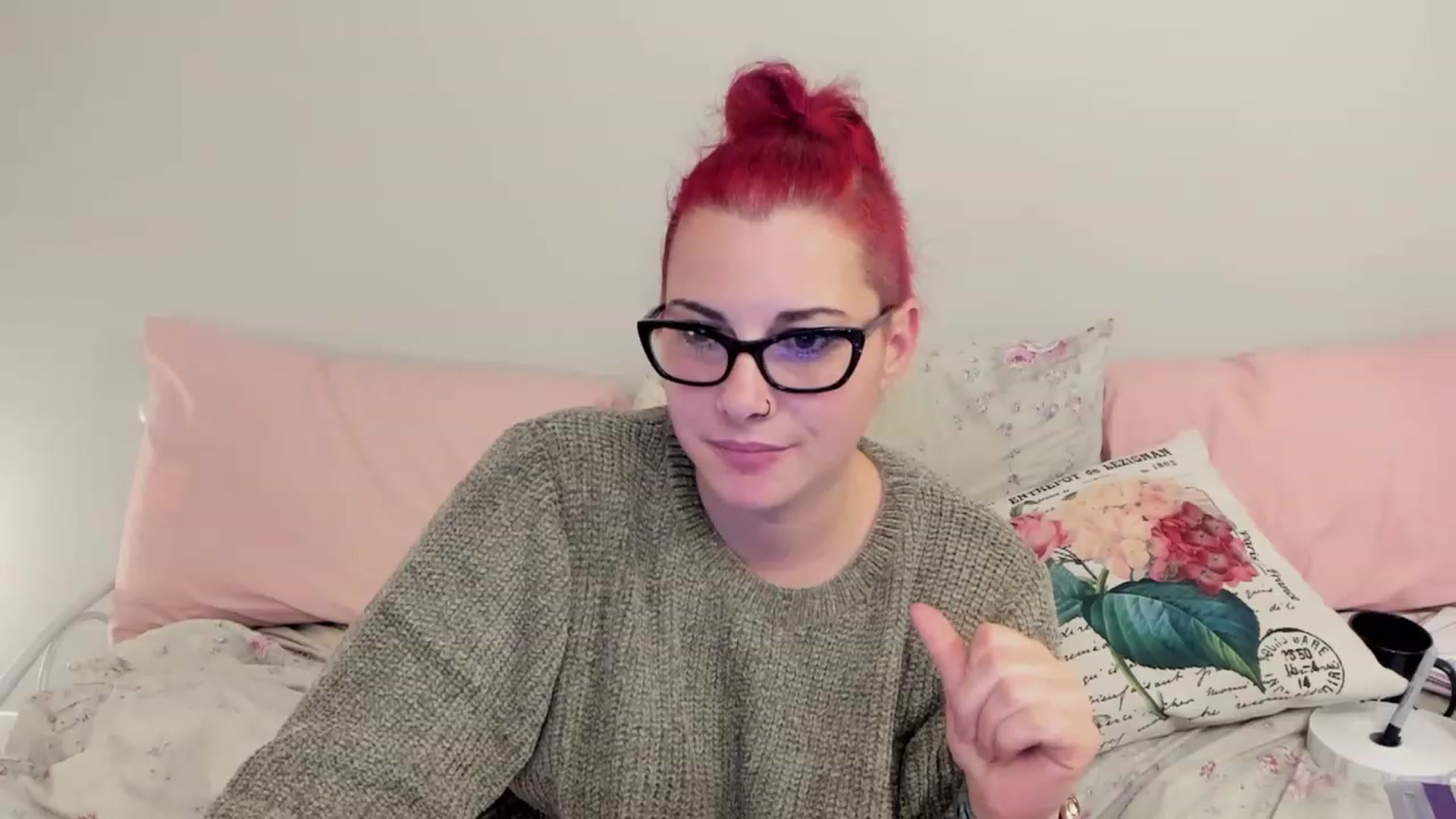 Gallery image thumbnail from FoxyDame's myfreecams stream on, 12/15/2022, 08:00 image 14 of 20