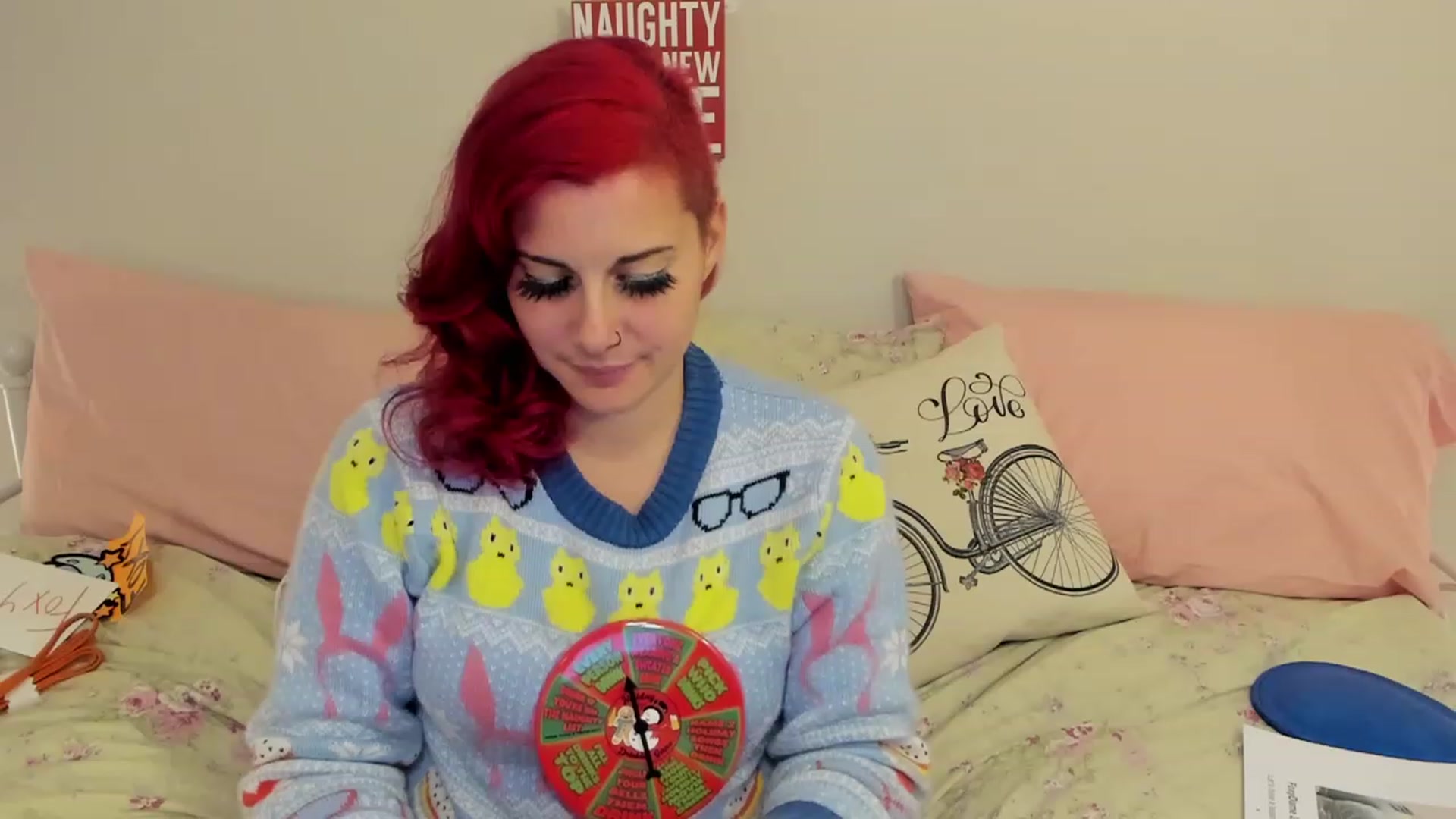 Gallery image thumbnail from FoxyDame's myfreecams stream on, 12/20/2022, 05:57 image 4 of 20