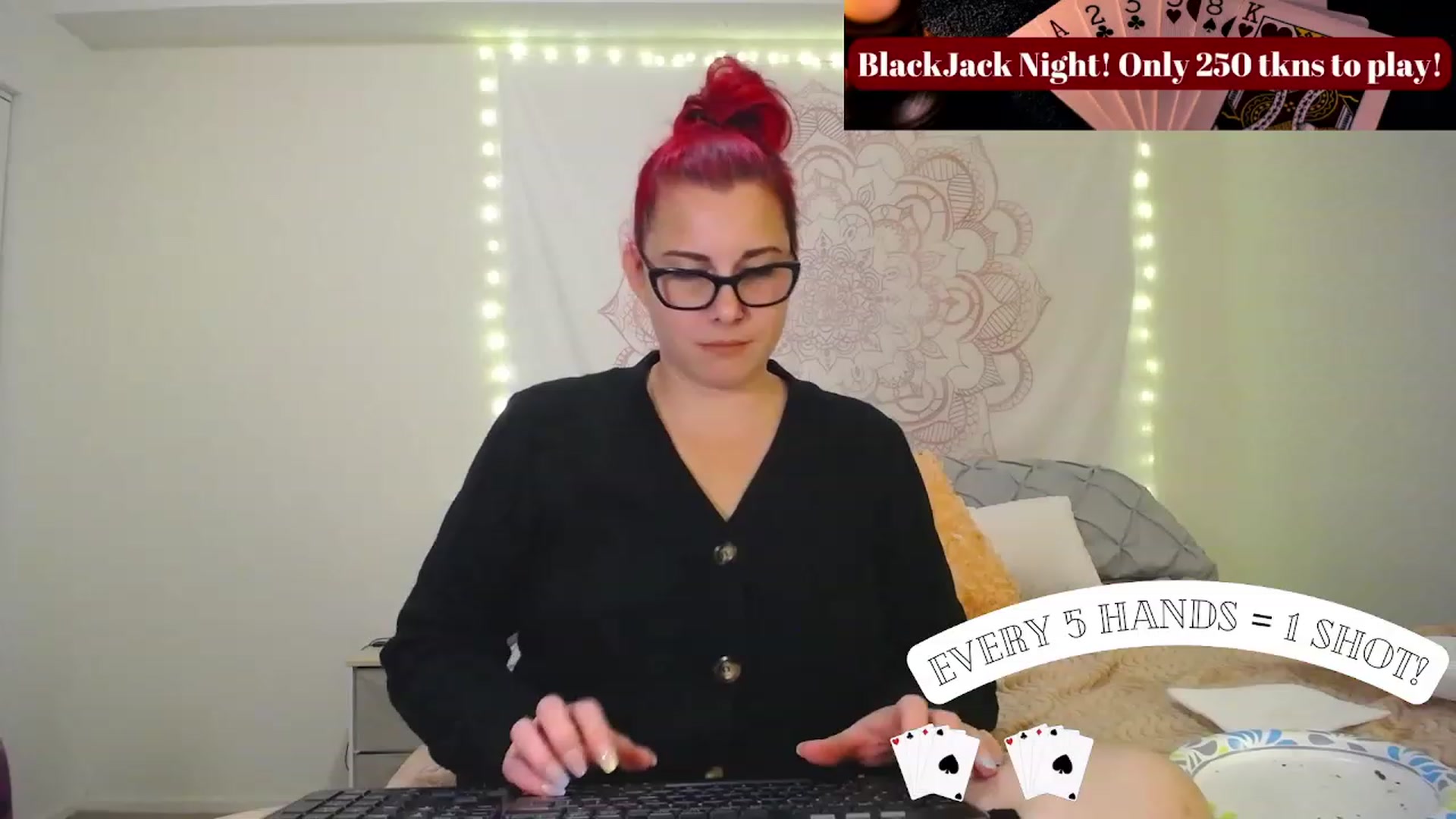 Gallery image thumbnail from FoxyDame's myfreecams stream on, 01/07/2023, 08:19 image 4 of 20