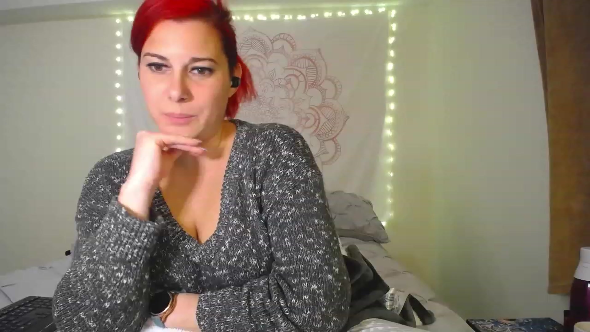 Gallery image thumbnail from FoxyDame's myfreecams stream on, 01/09/2023, 04:51 image 13 of 20