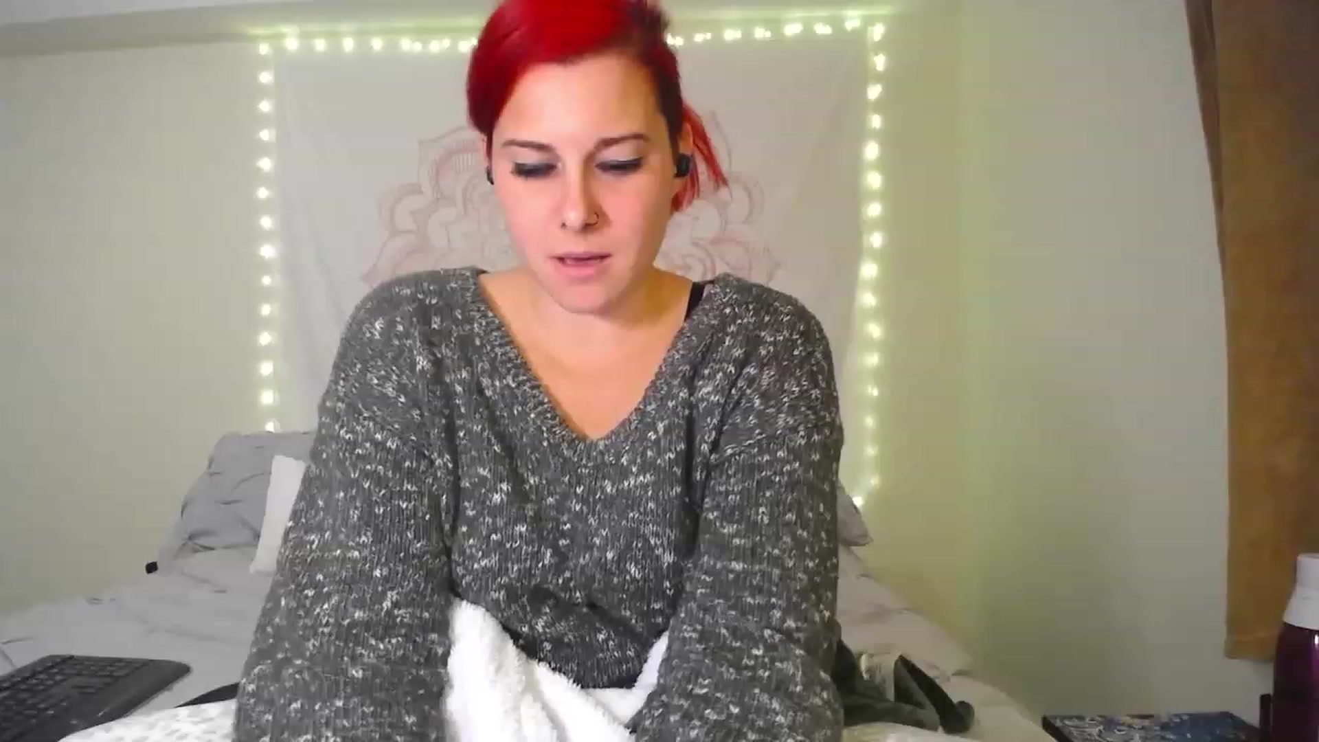 Gallery image thumbnail from FoxyDame's myfreecams stream on, 01/09/2023, 04:51 image 11 of 20
