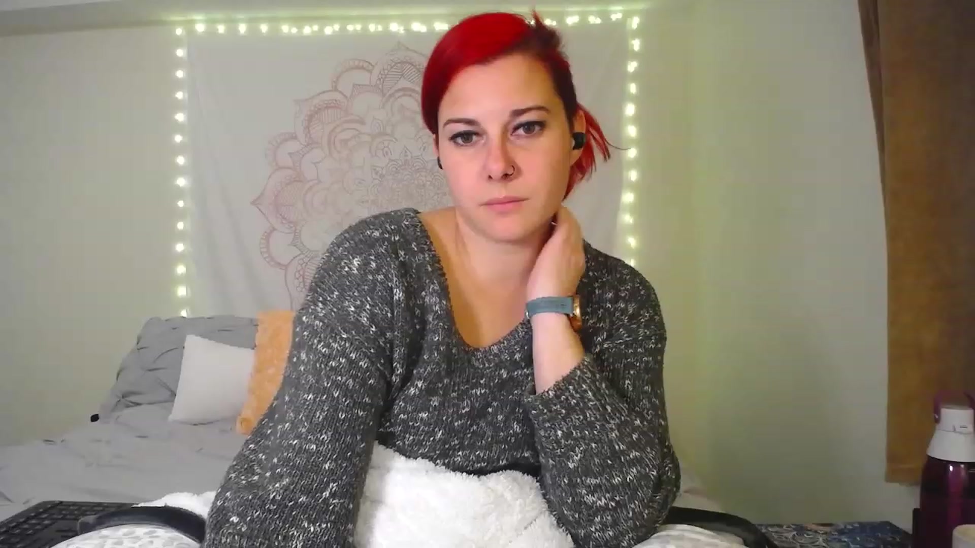 Gallery image thumbnail from FoxyDame's myfreecams stream on, 01/09/2023, 04:51 image 5 of 20