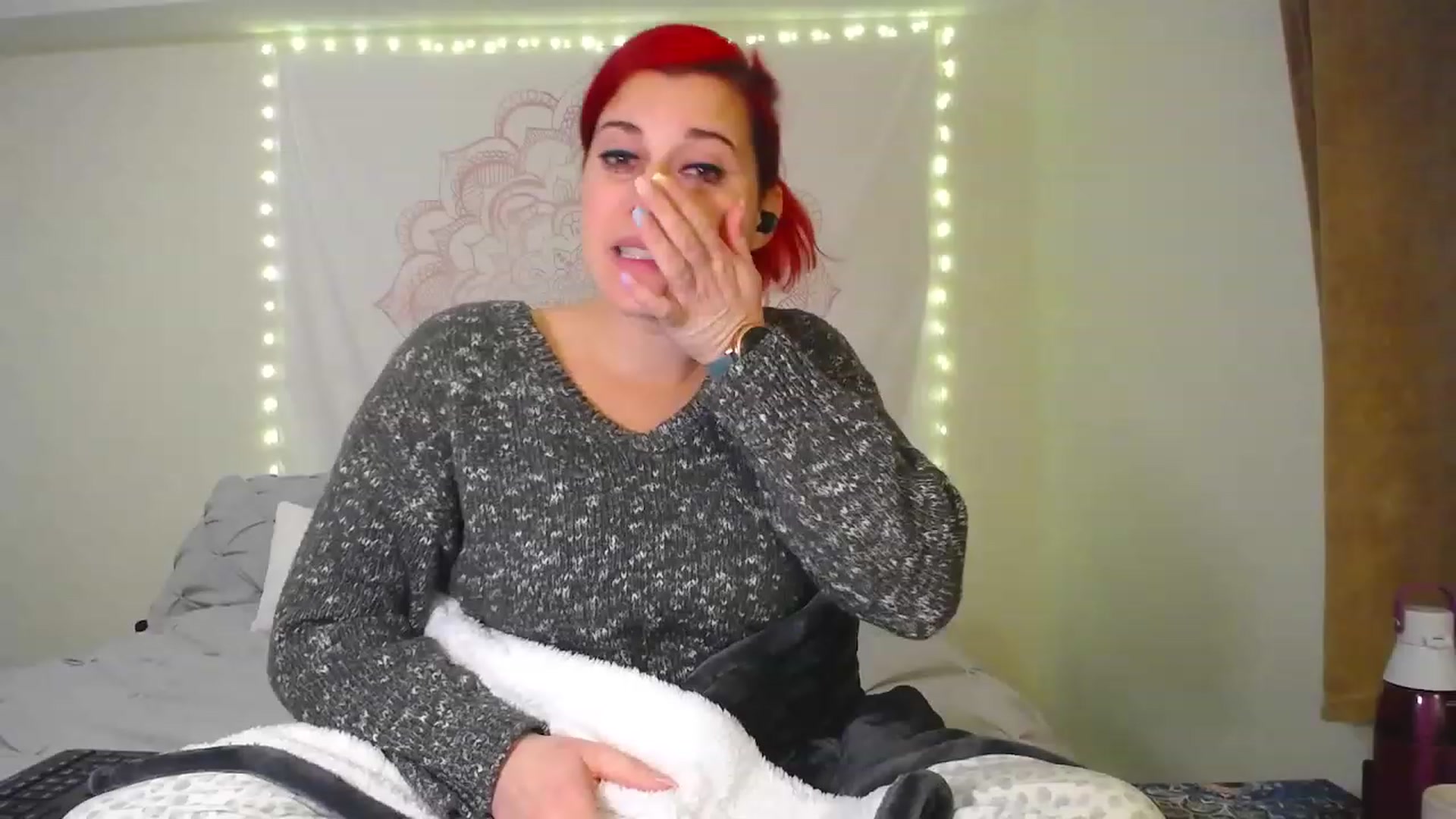 Gallery image thumbnail from FoxyDame's myfreecams stream on, 01/09/2023, 04:51 image 4 of 20