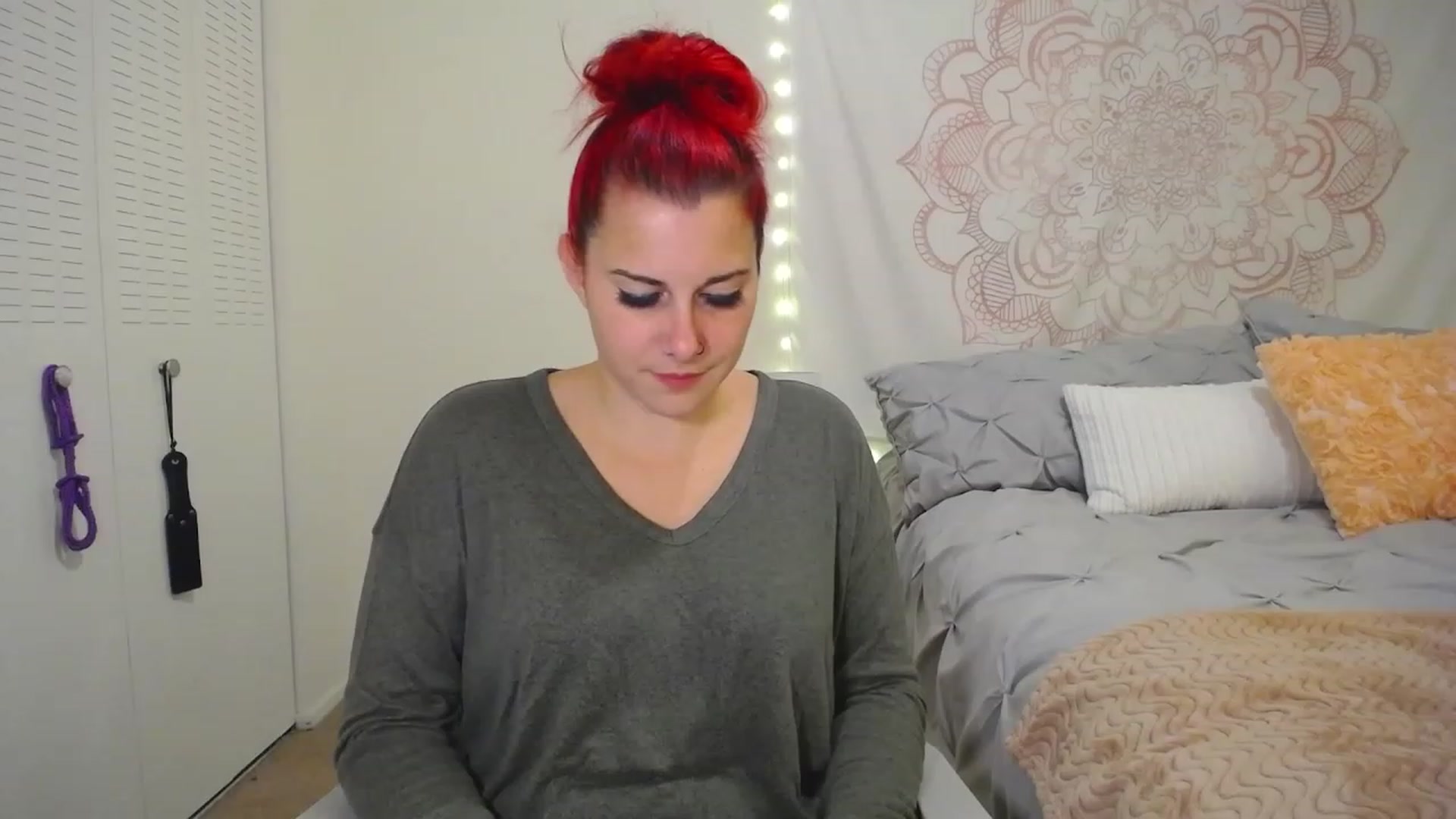 Gallery image thumbnail from FoxyDame's myfreecams stream on, 01/11/2023, 04:00 image 9 of 20