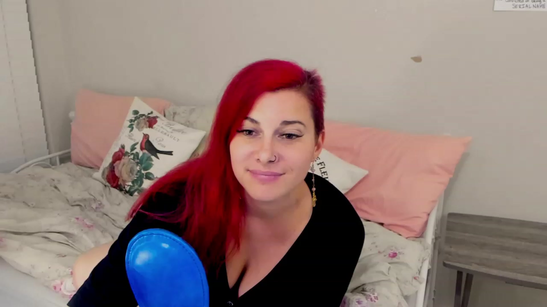 Gallery image thumbnail from FoxyDame's myfreecams stream on, 01/15/2023, 05:52 image 8 of 20