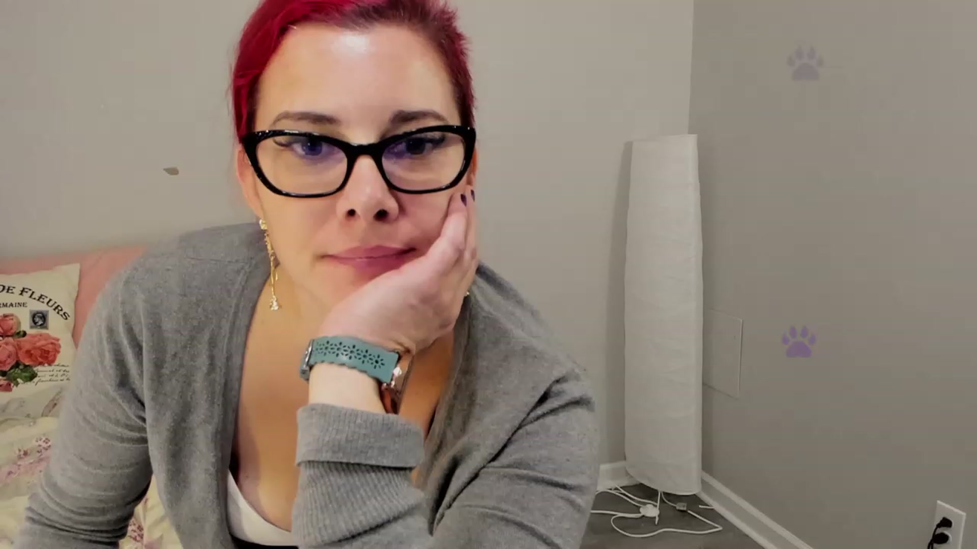 Gallery image thumbnail from FoxyDame's myfreecams stream on, 01/16/2023, 06:07 image 3 of 20