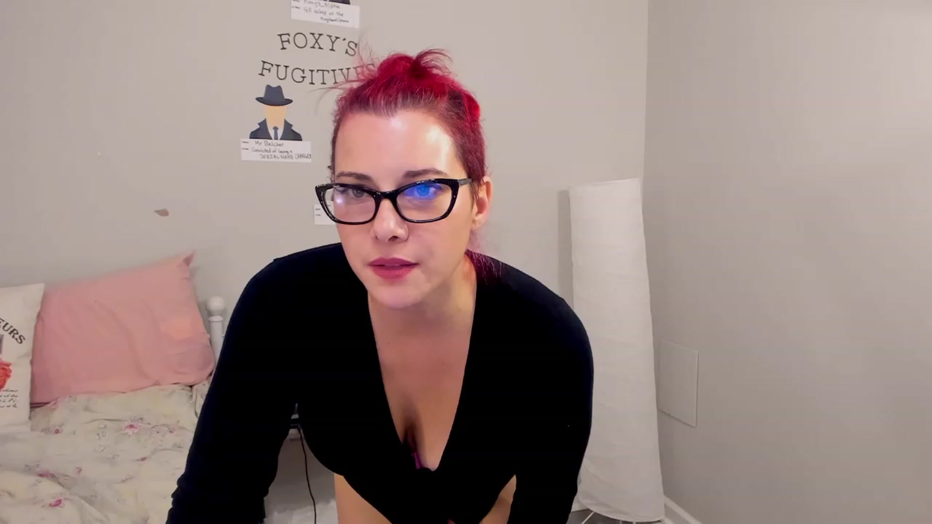 Gallery image thumbnail from FoxyDame's myfreecams stream on, 01/19/2023, 08:48 image 3 of 20