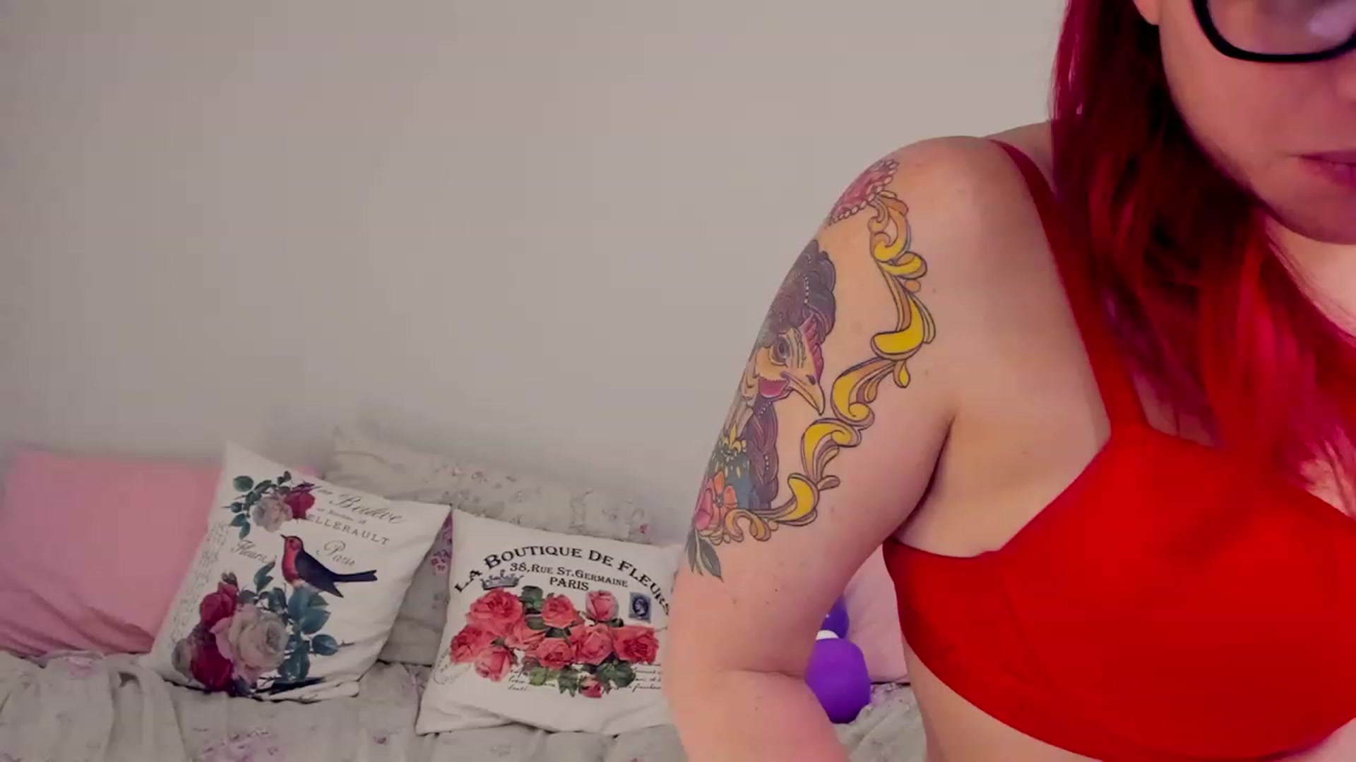 Gallery image thumbnail from FoxyDame's myfreecams stream on, 01/22/2023, 08:37 image 5 of 20