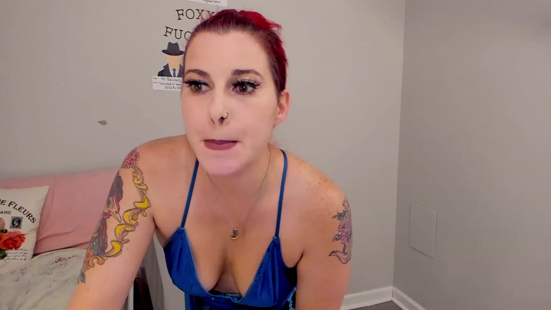 Gallery image thumbnail from FoxyDame's myfreecams stream on, 01/30/2023, 04:16 image 4 of 20