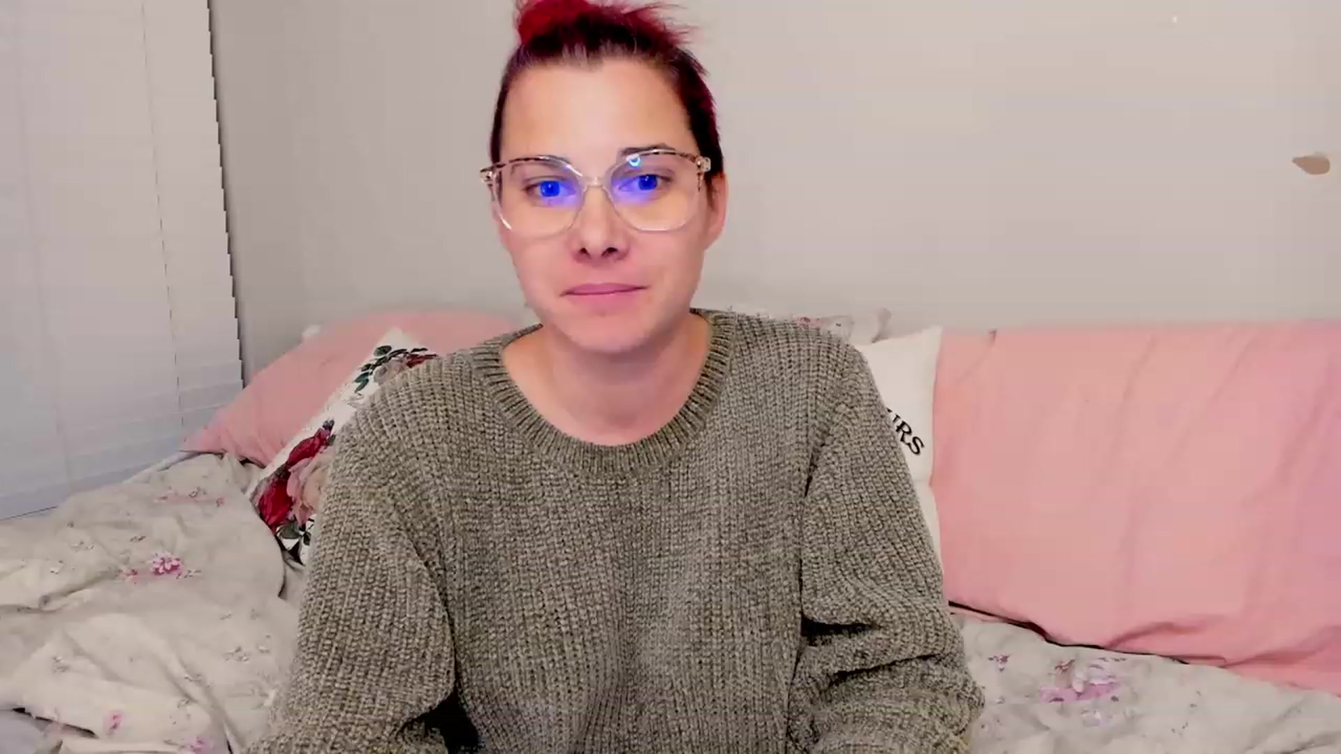 Gallery image thumbnail from FoxyDame's myfreecams stream on, 02/14/2023, 03:36 image 2 of 20