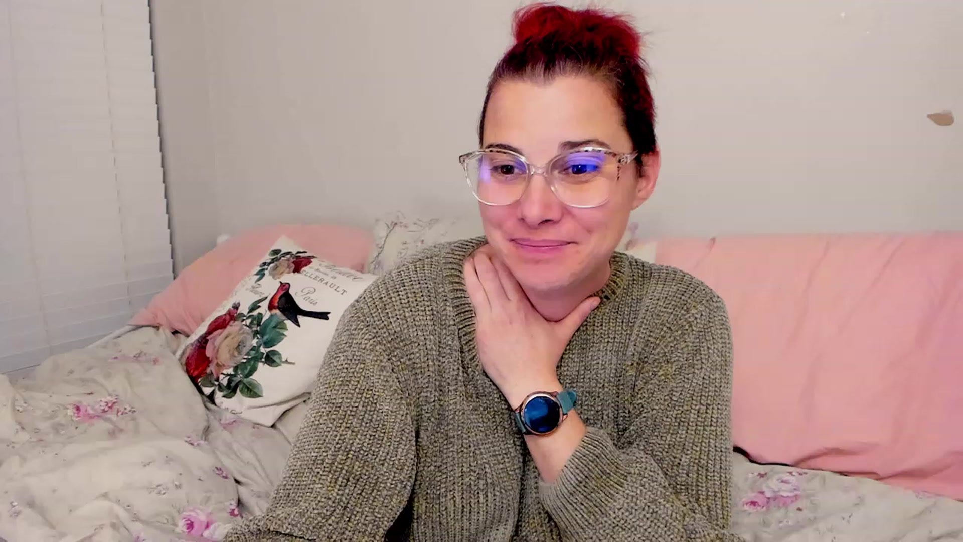 Gallery image thumbnail from FoxyDame's myfreecams stream on, 02/14/2023, 03:36 image 8 of 20
